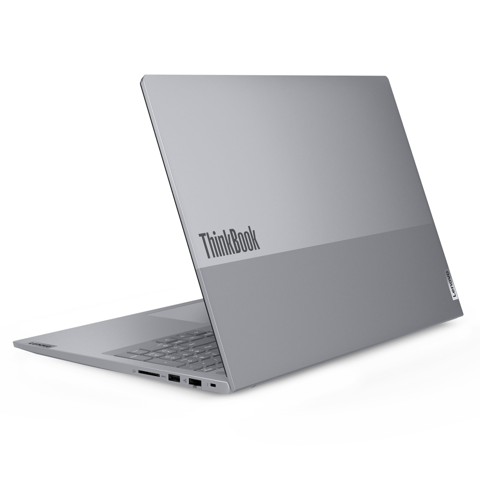 Beyaz bir arka plan üzerinde açık gri bir Lenovo ThinkBook dizüstü bilgisayar. ThinkBook logosu kapakta görülüyor.