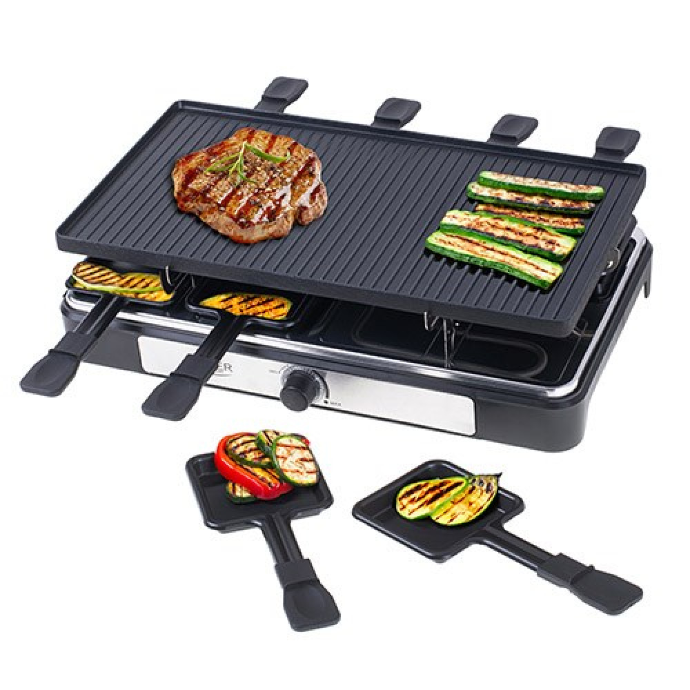 Grill do raclette ze stekiem, grillowaną cukinią i warzywami. Kilka patelni z grillowanymi warzywami jest wystawionych.