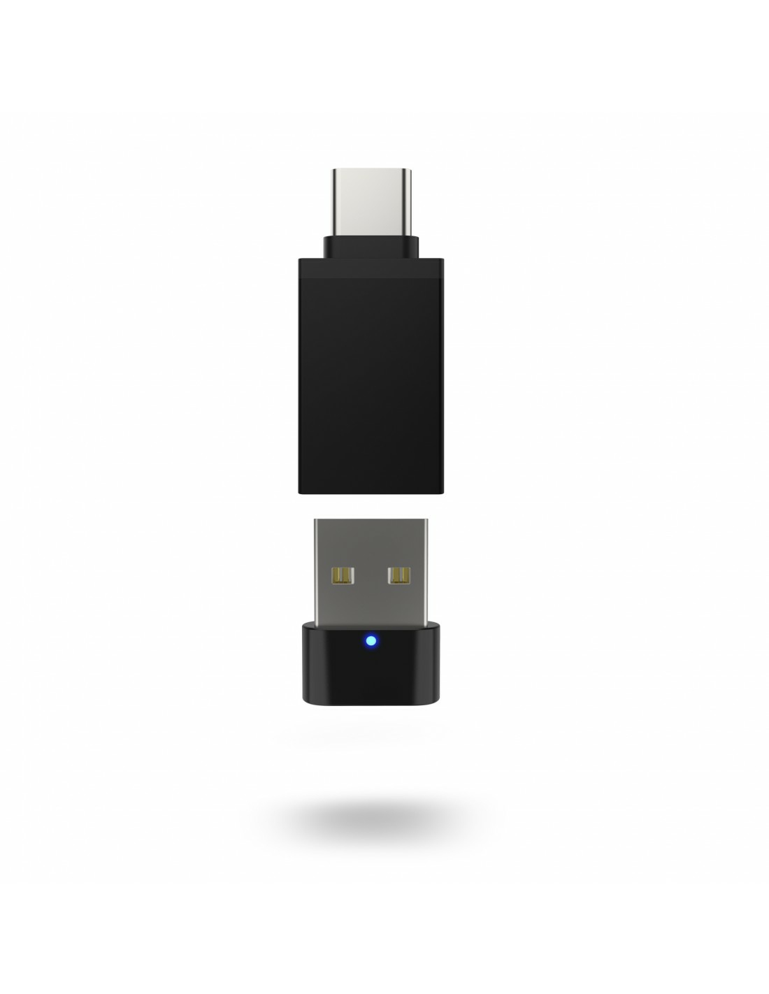 Un adattatore USB nero, diviso in due parti. La parte superiore è USB-C, quella inferiore è USB-A. Una luce blu è accesa in basso.