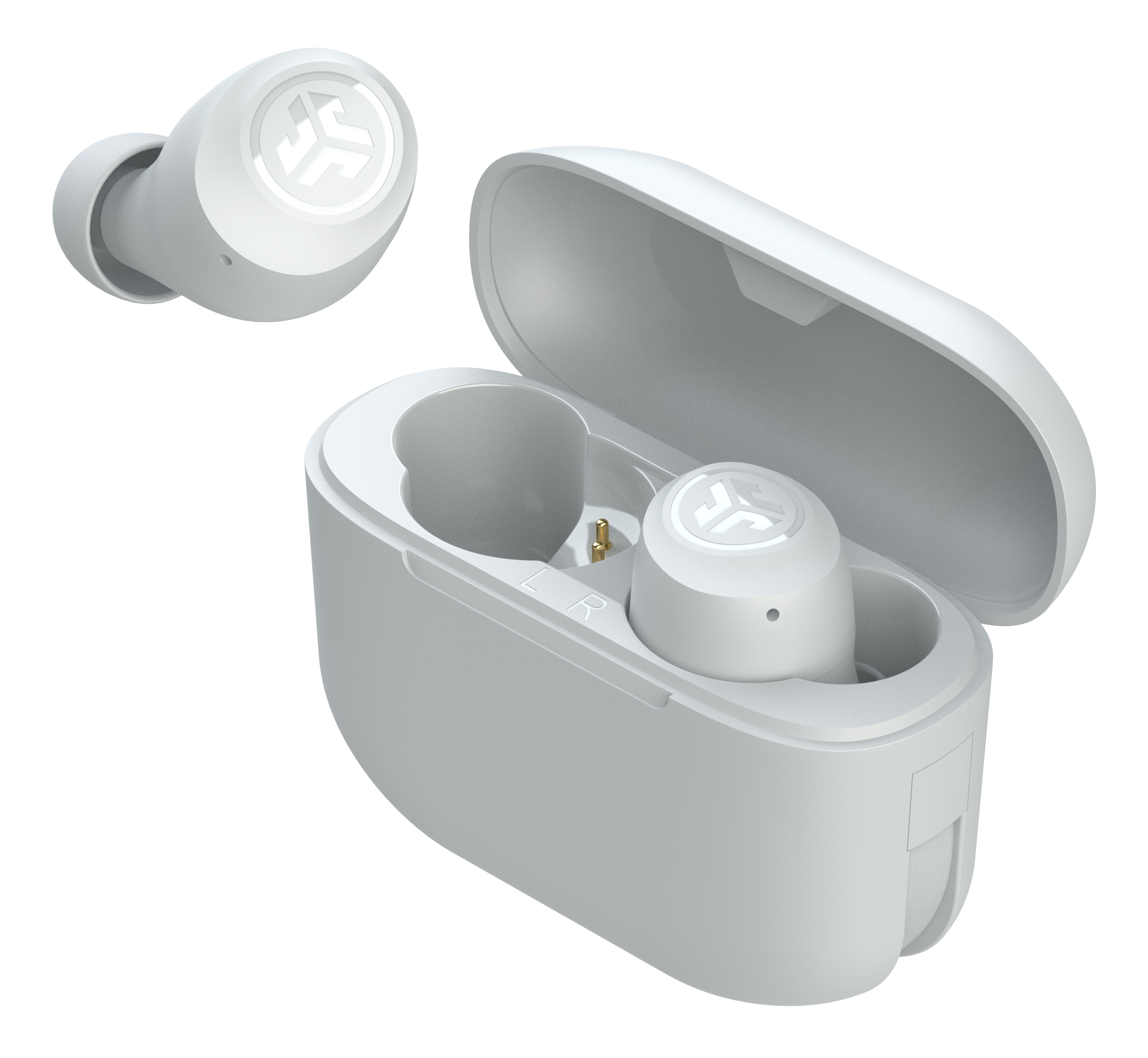Auriculares inalámbricos blancos, uno separado, el otro en un estuche de carga abierto. El estuche y los auriculares tienen el logotipo de JLab.