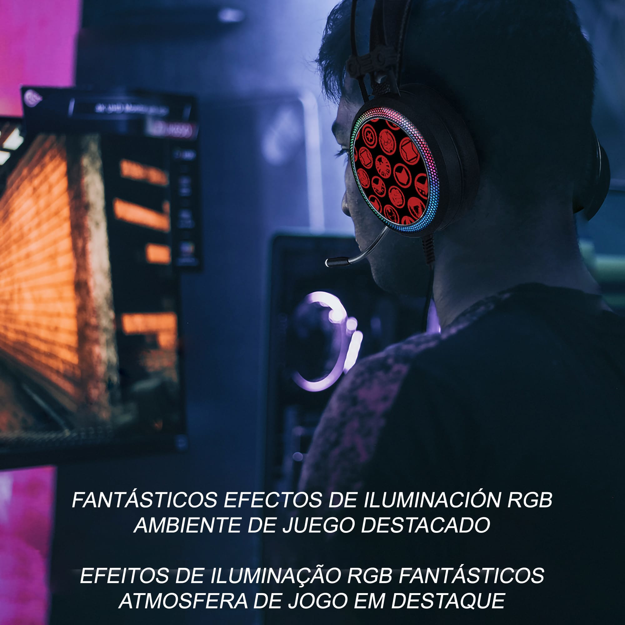 Osoba nosząca słuchawki z podświetlanymi czerwonymi wzorami. Tło obejmuje ekran komputera z pomarańczowymi światłami.