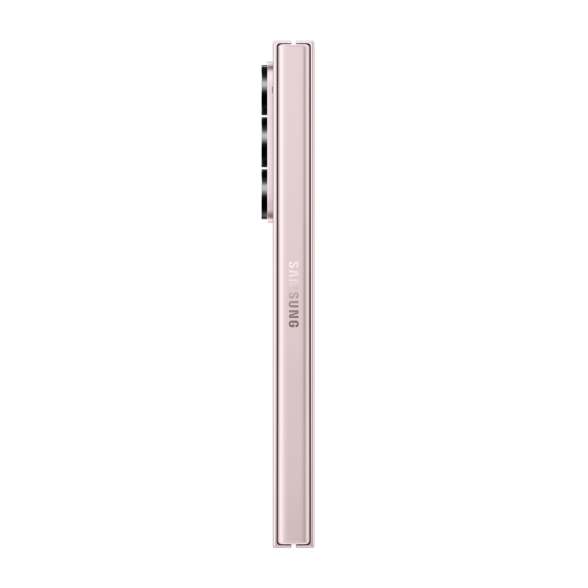 Pembe altın rengi bir Samsung telefon yan taraftan gösteriliyor. Telefon beyaz bir arka plan üzerinde dik duruyor.