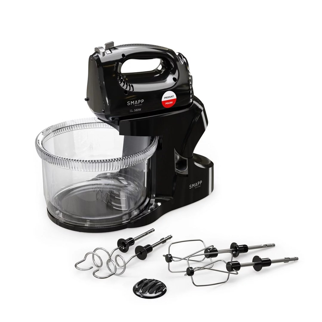 Un mixer a supporto SMAPP nero con una ciotola trasparente e diversi accessori. Ha un adesivo rosso e bianco 'Produkt Polski'.