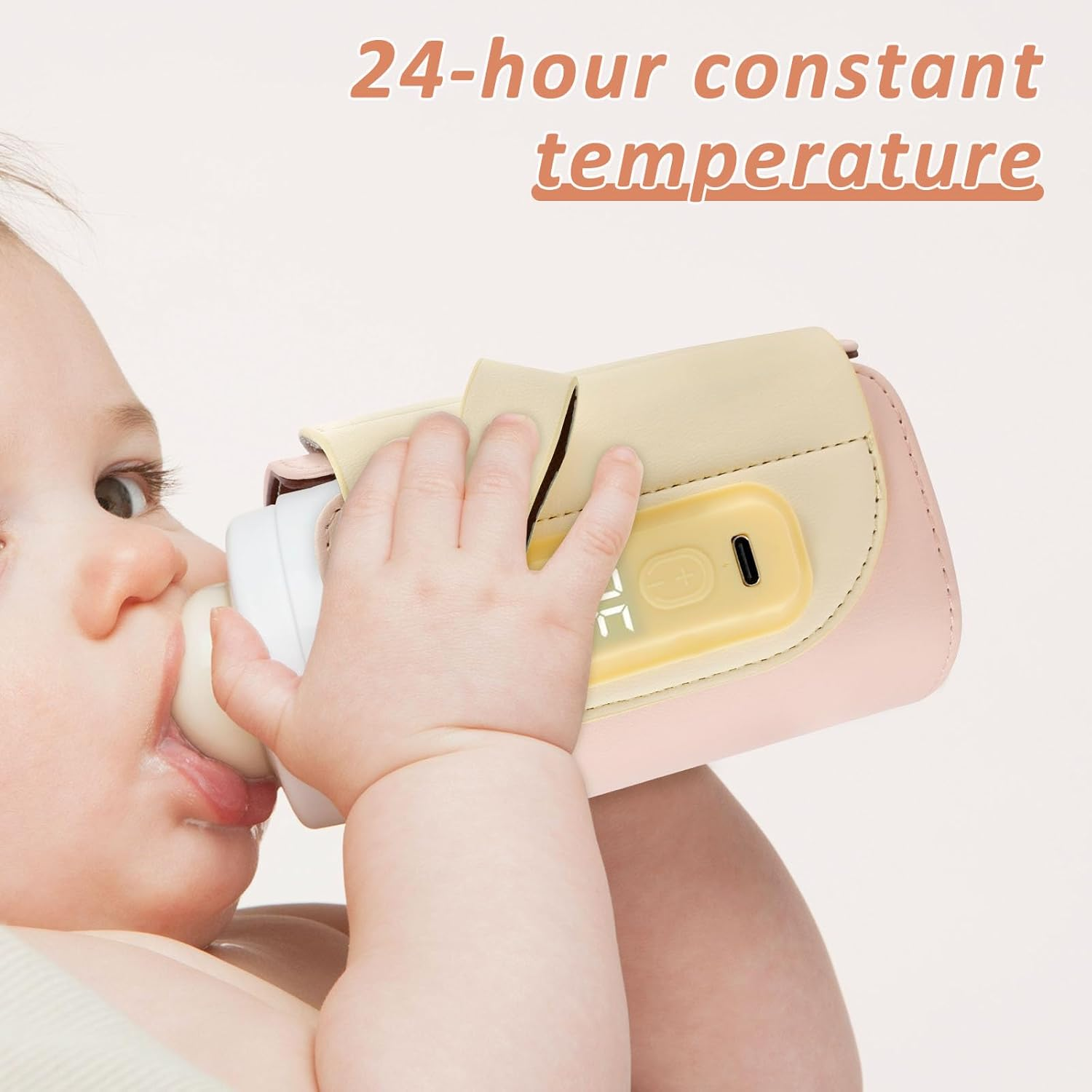 Ein Baby trinkt aus einer Flasche, die von einer Hand gehalten wird. Ein Heizgerät umgibt die Flasche. Text: 24-Stunden-Konstanttemperatur.