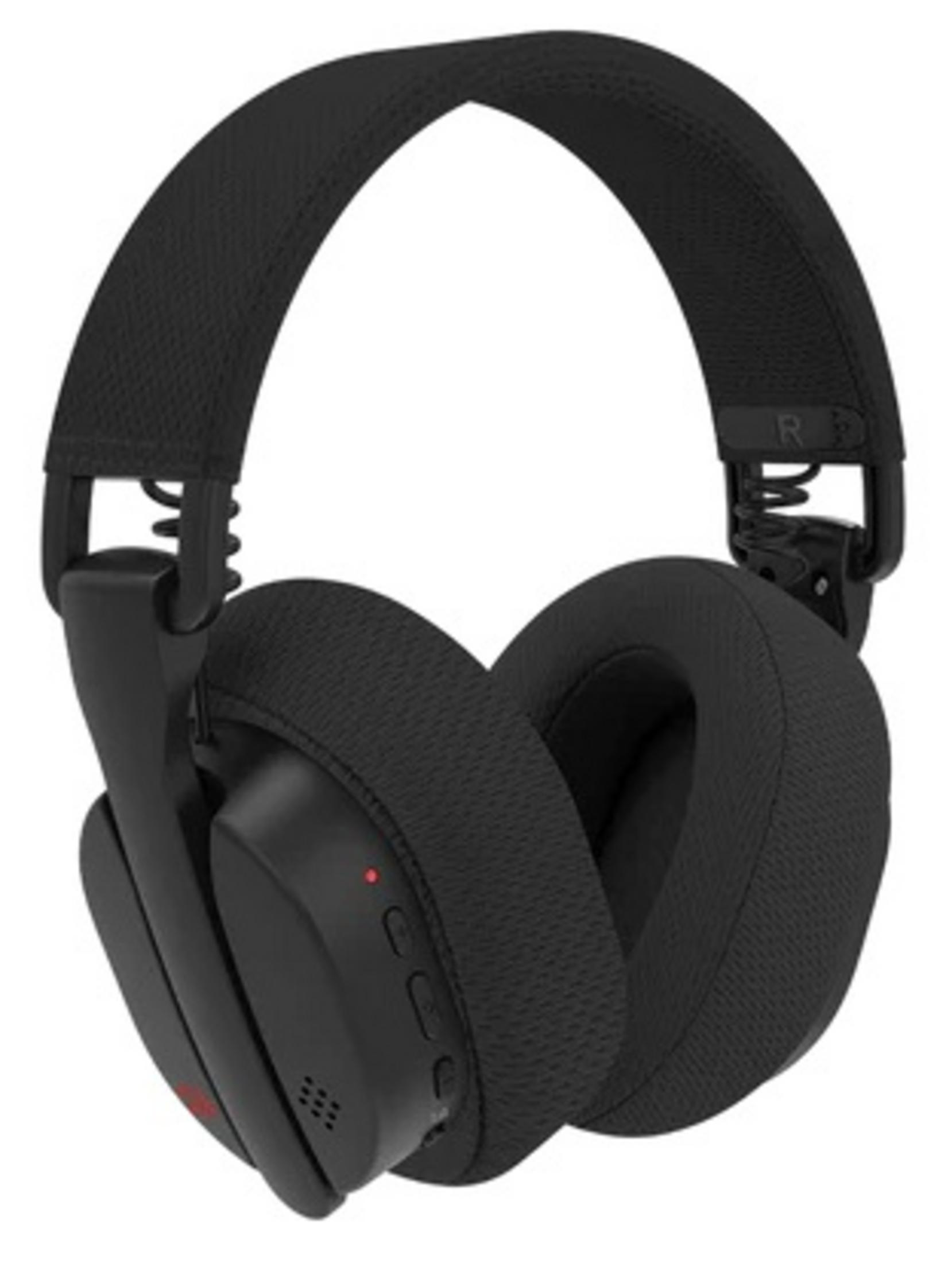 Casque audio noir supra-auriculaire. Les oreillettes et le bandeau sont rembourrés. L'écouteur droit a des boutons et une lumière rouge.