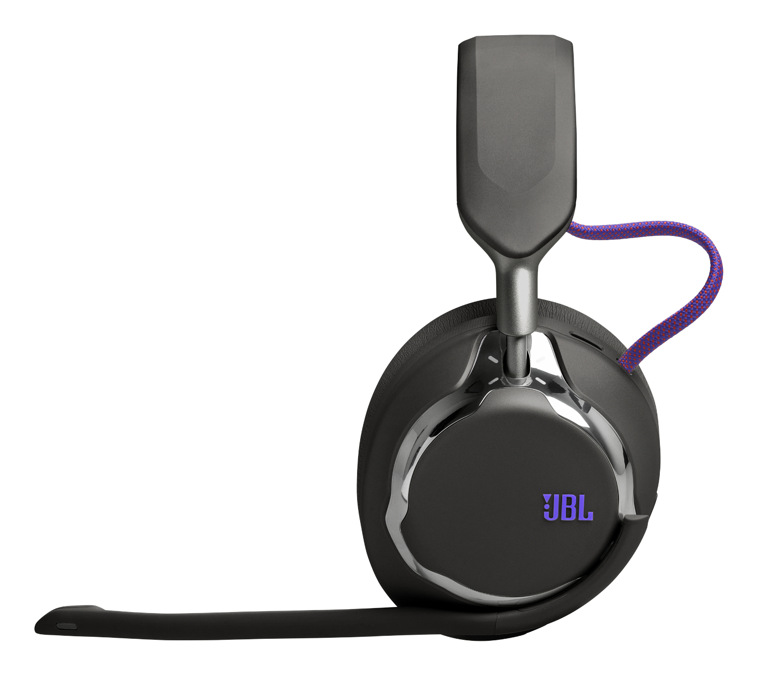 Czarne słuchawki JBL z fioletowo-niebieskim kablem, srebrnymi akcentami i mikrofonem. Widoczne logo JBL.