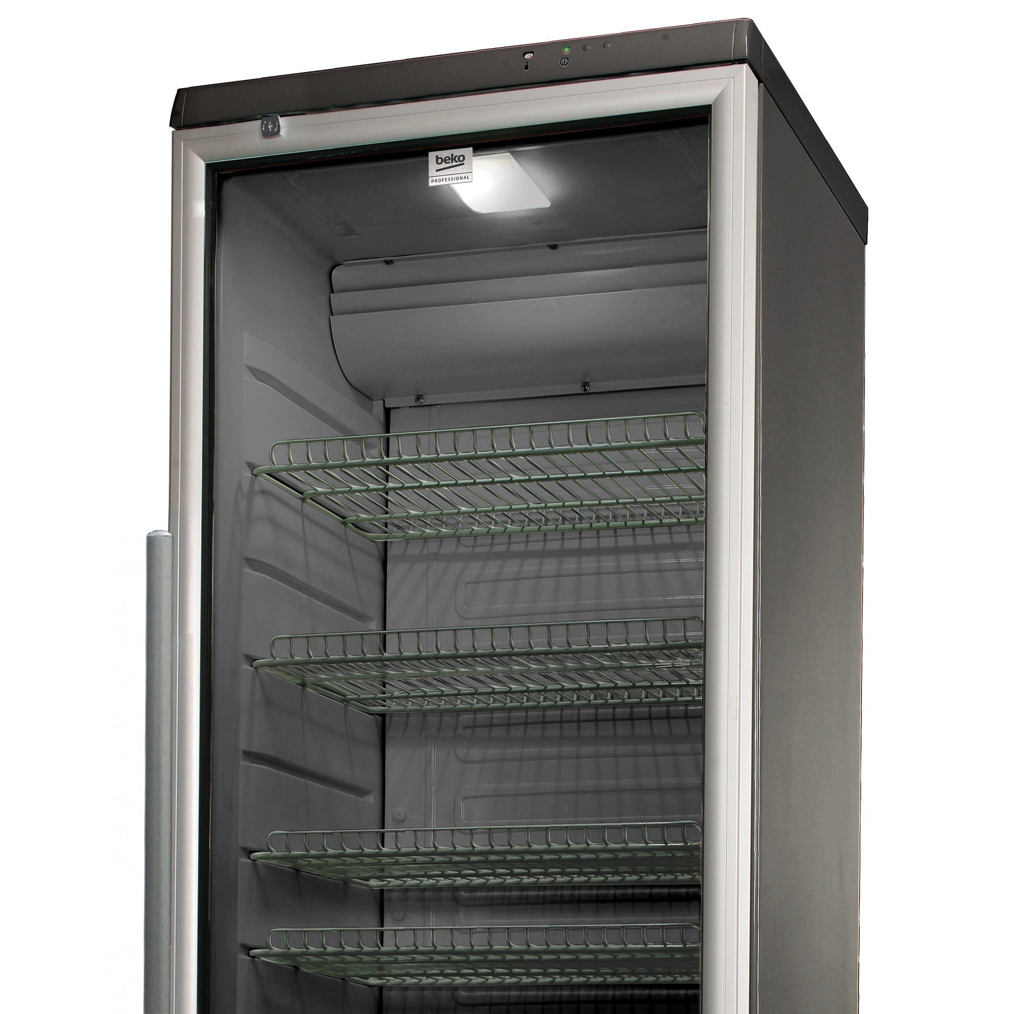Ein gewerblicher Kühlschrank mit Glastür. Im Inneren befinden sich Regale. Beko-Logo ist sichtbar. Der Türgriff befindet sich links.