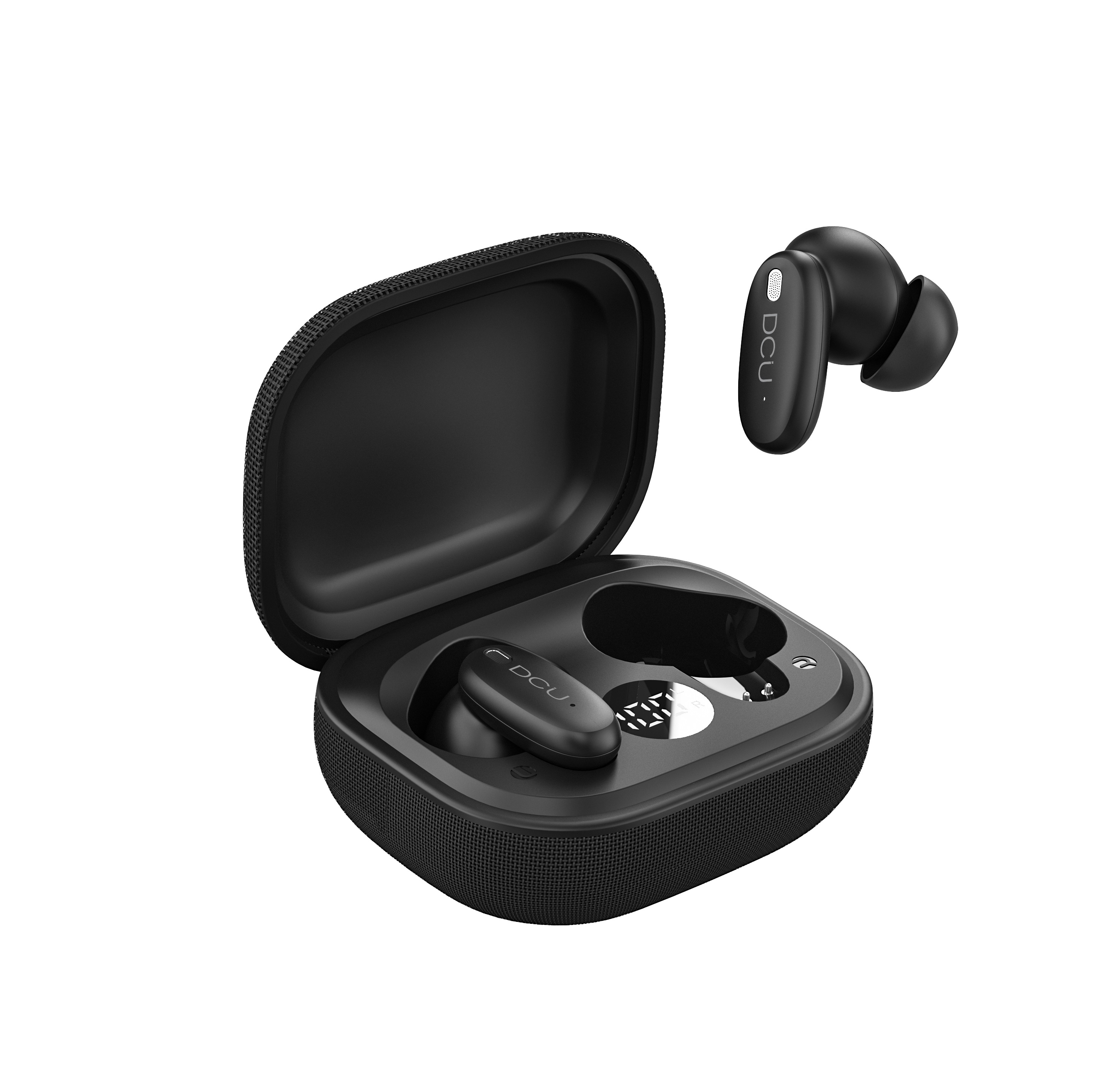 Auricolari neri in un case di ricarica aperto. Un auricolare è fuori. Sfondo bianco.
