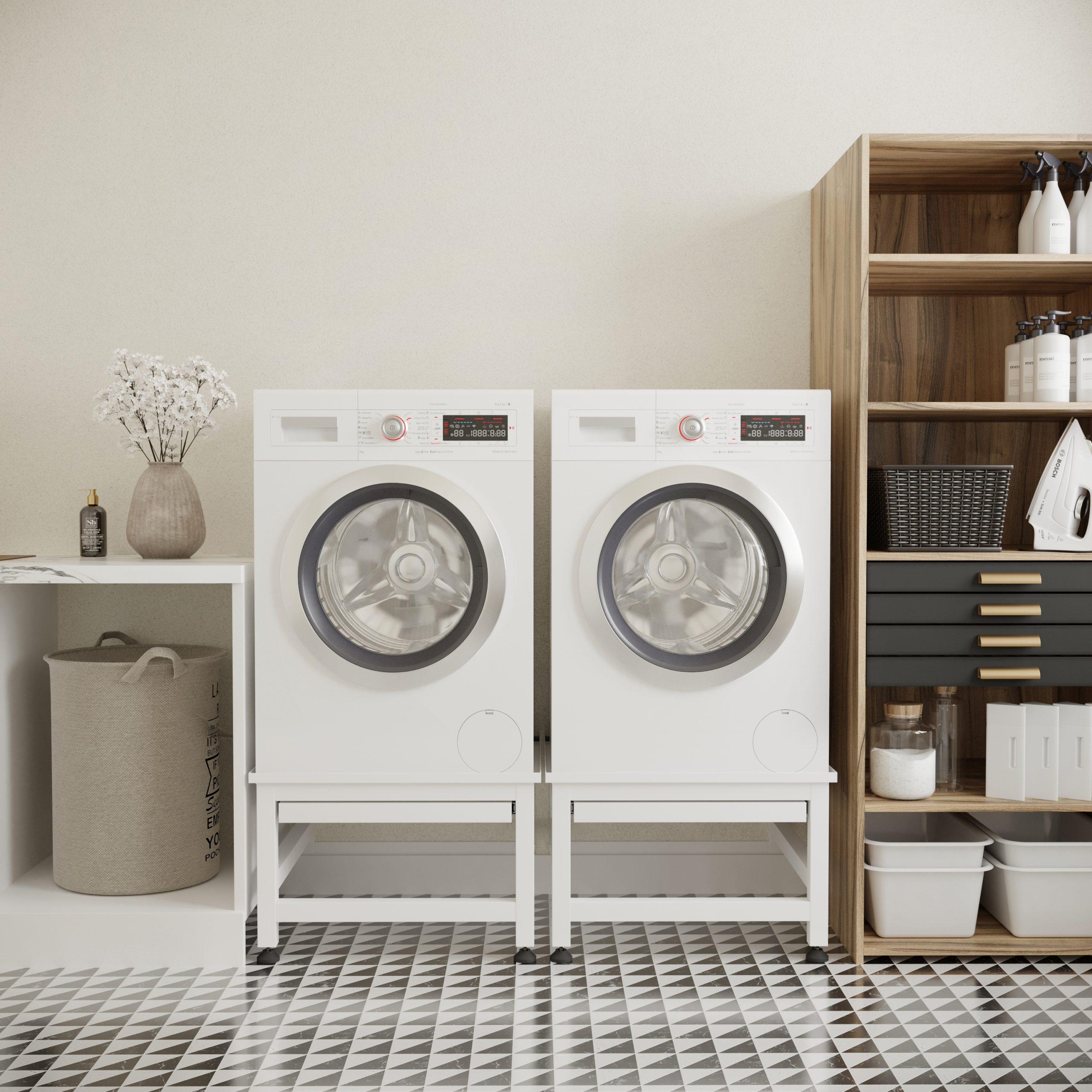 Wasruimte met twee witte wasmachines, houten kast en patroonvloer. Inclusief wasmand en decoratie.