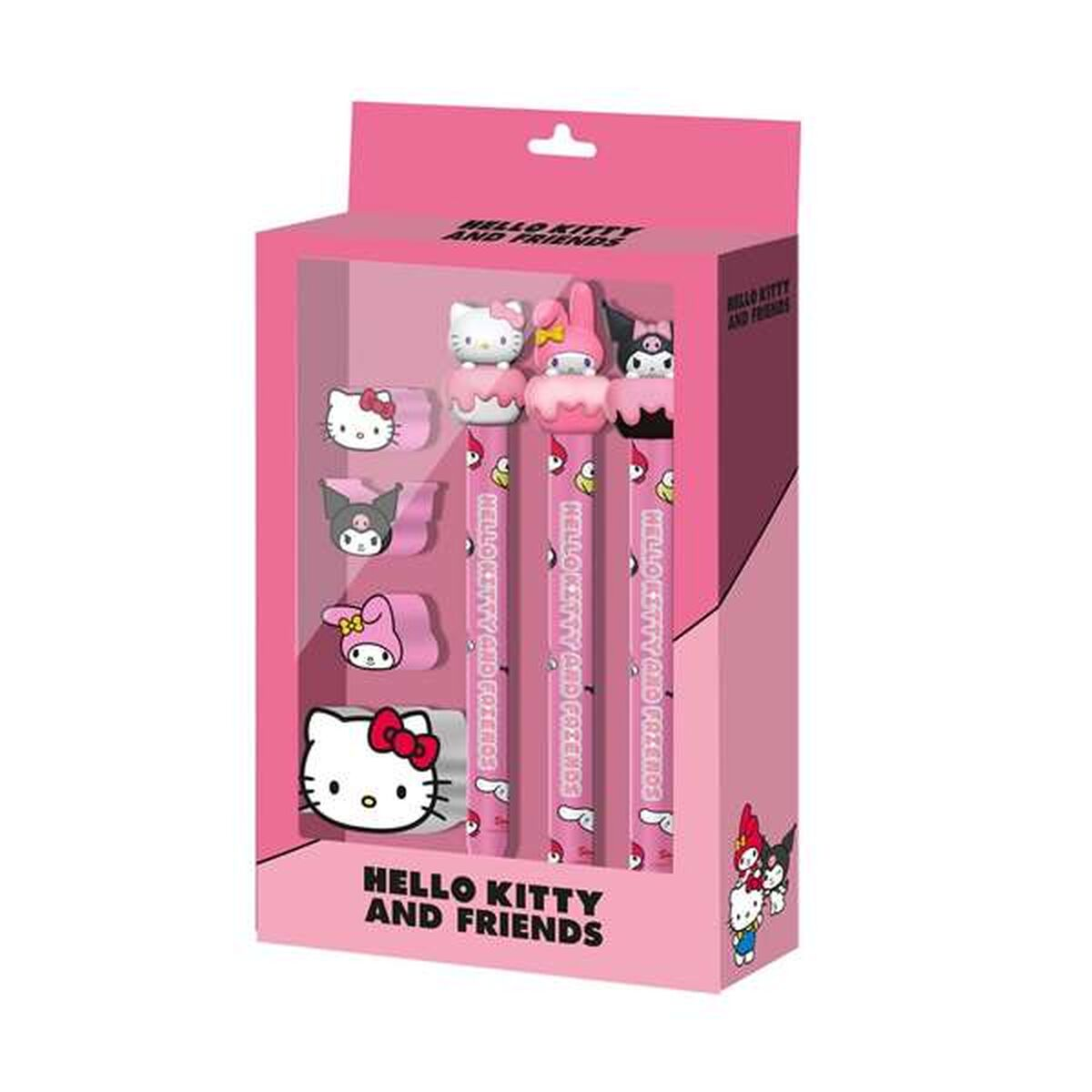 Ein Hello Kitty Stiftset in einer rosa Schachtel. Drei Bleistifte mit Charakteraufsätzen sind sichtbar, mit Hello Kitty Branding.