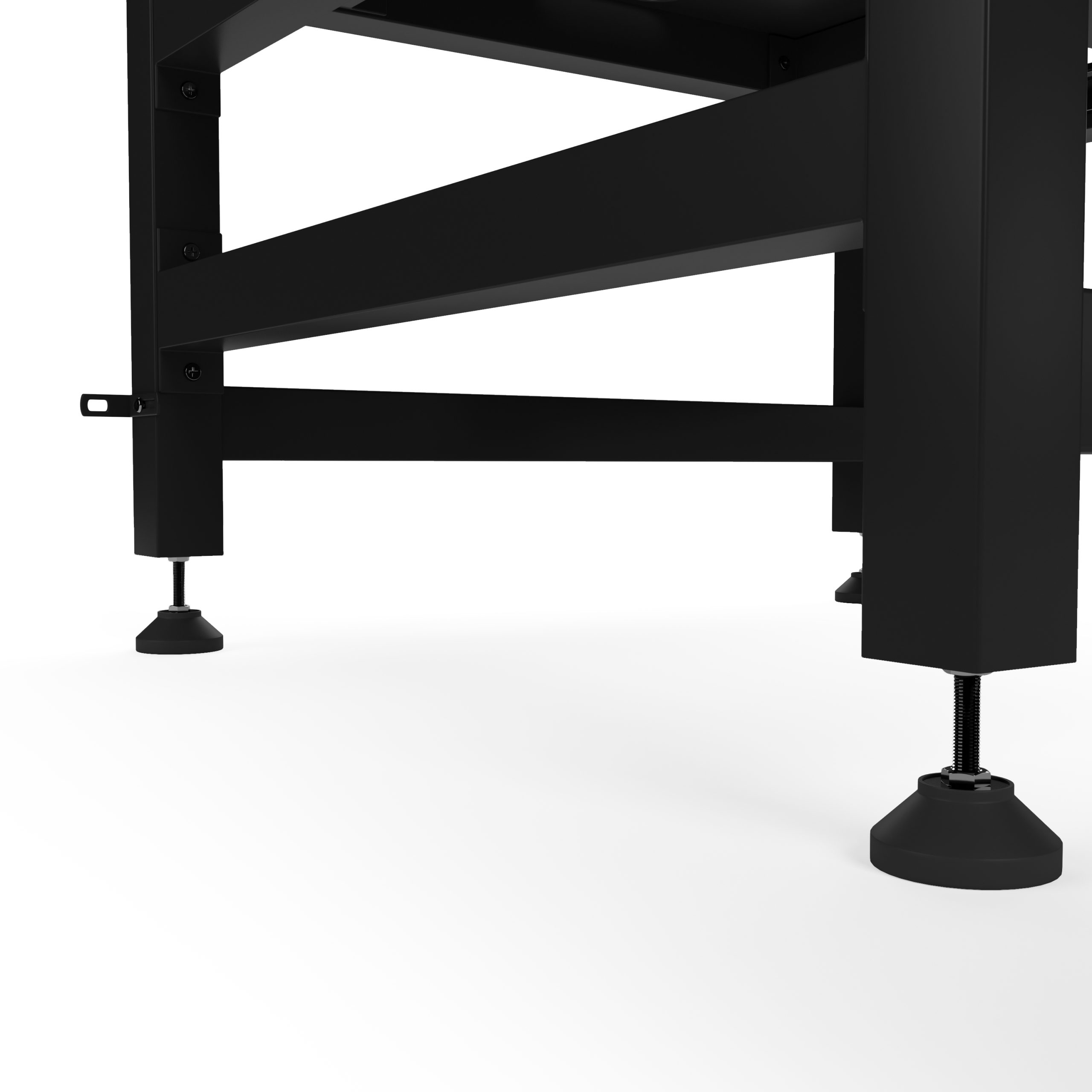 Een close-up van het zwarte frame van een tafel, met poten en steunen tegen een witte achtergrond.