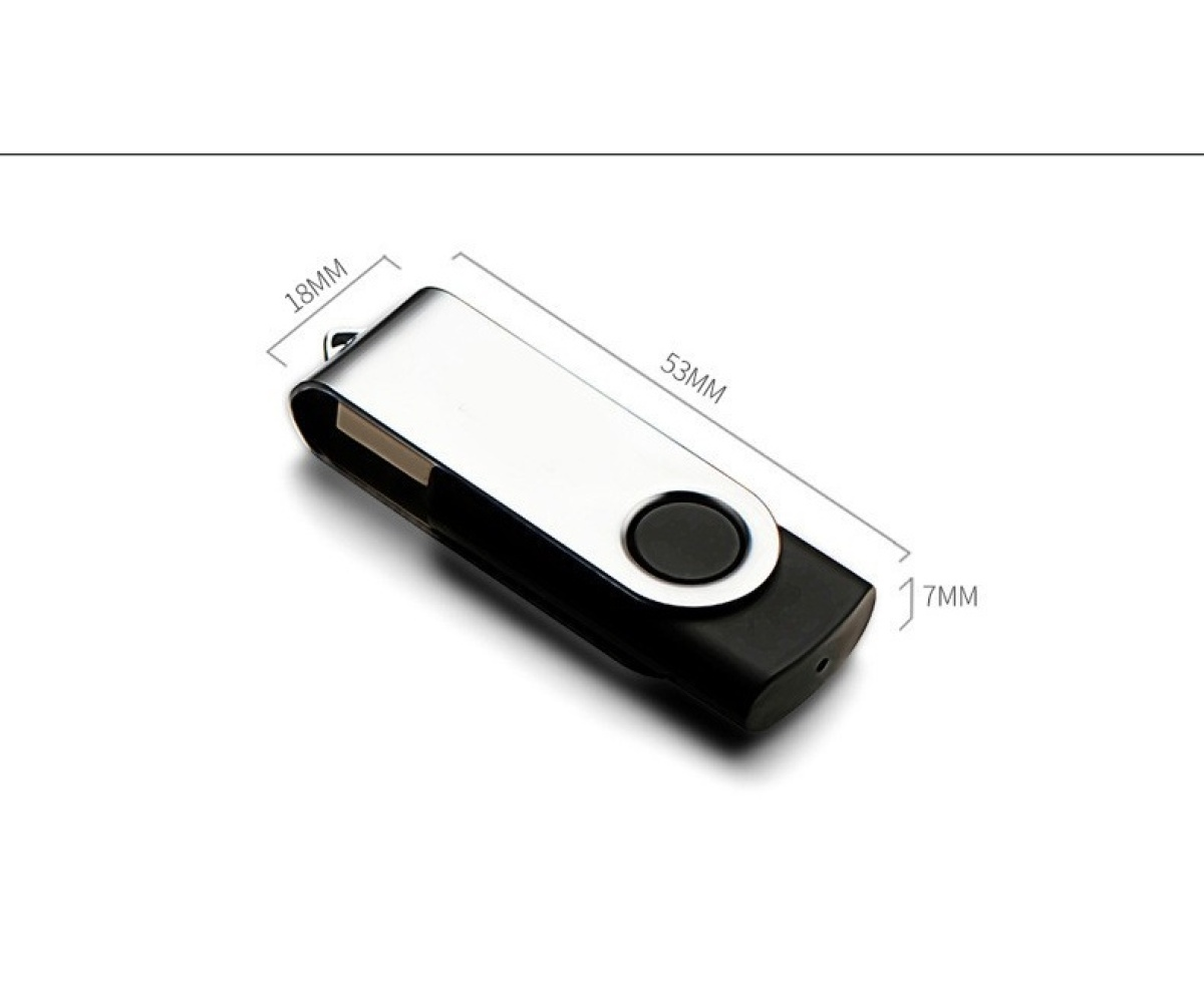 Ein USB-Stick mit Maßangaben. Silberner Oberteil, schwarzer Boden und ein schwarzer Knopf. Maße: 53 mm lang, 18 mm breit, 7 mm dick.
