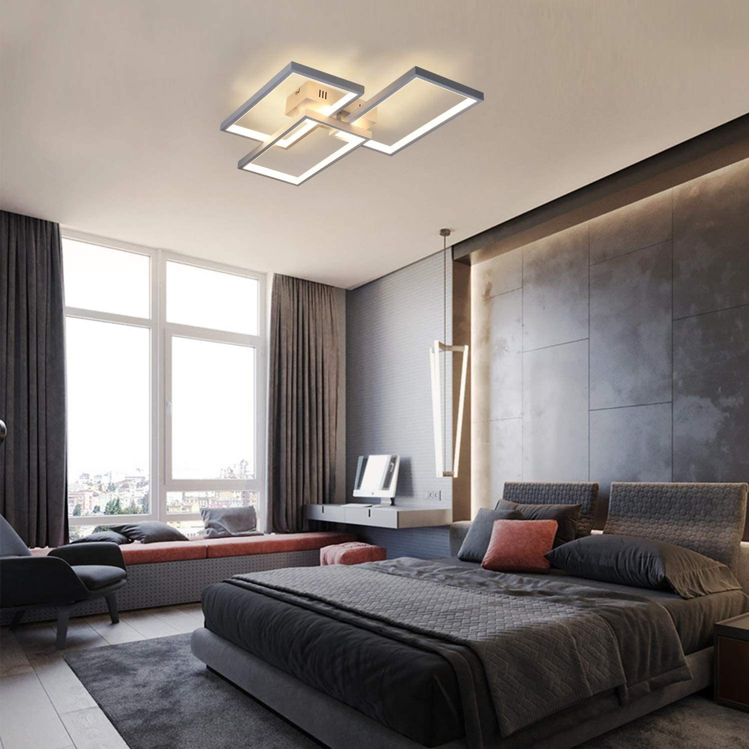Una camera da letto moderna con un letto grande, una finestra e luci a soffitto eleganti. Schema di colori grigio e vista sulla città.