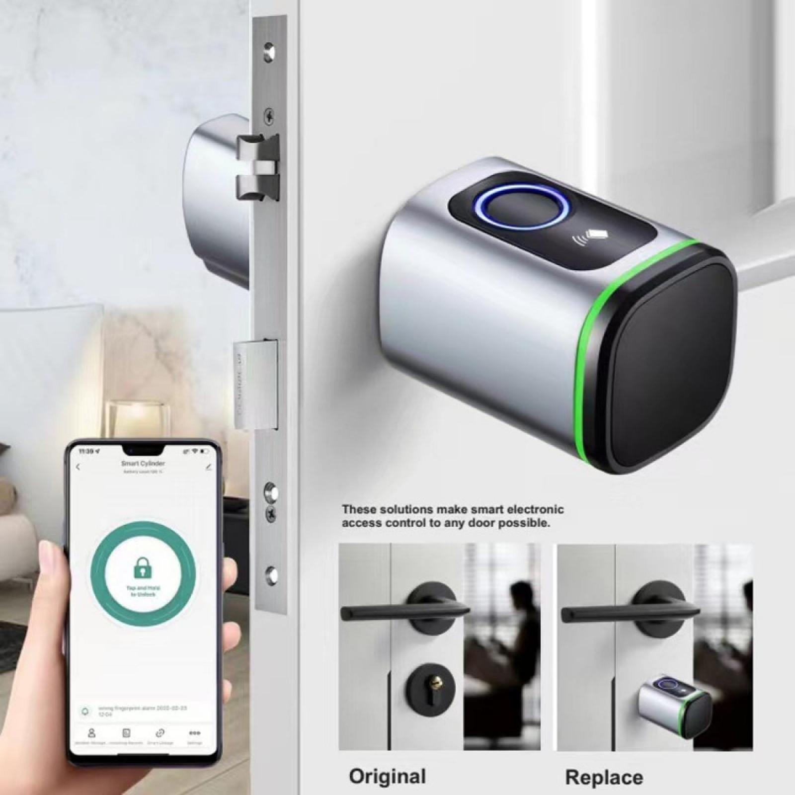 Ein intelligentes Türschloss mit Fingerabdruckscanner wird gezeigt, neben einem Telefon mit Tür-Entsperr-Oberfläche.