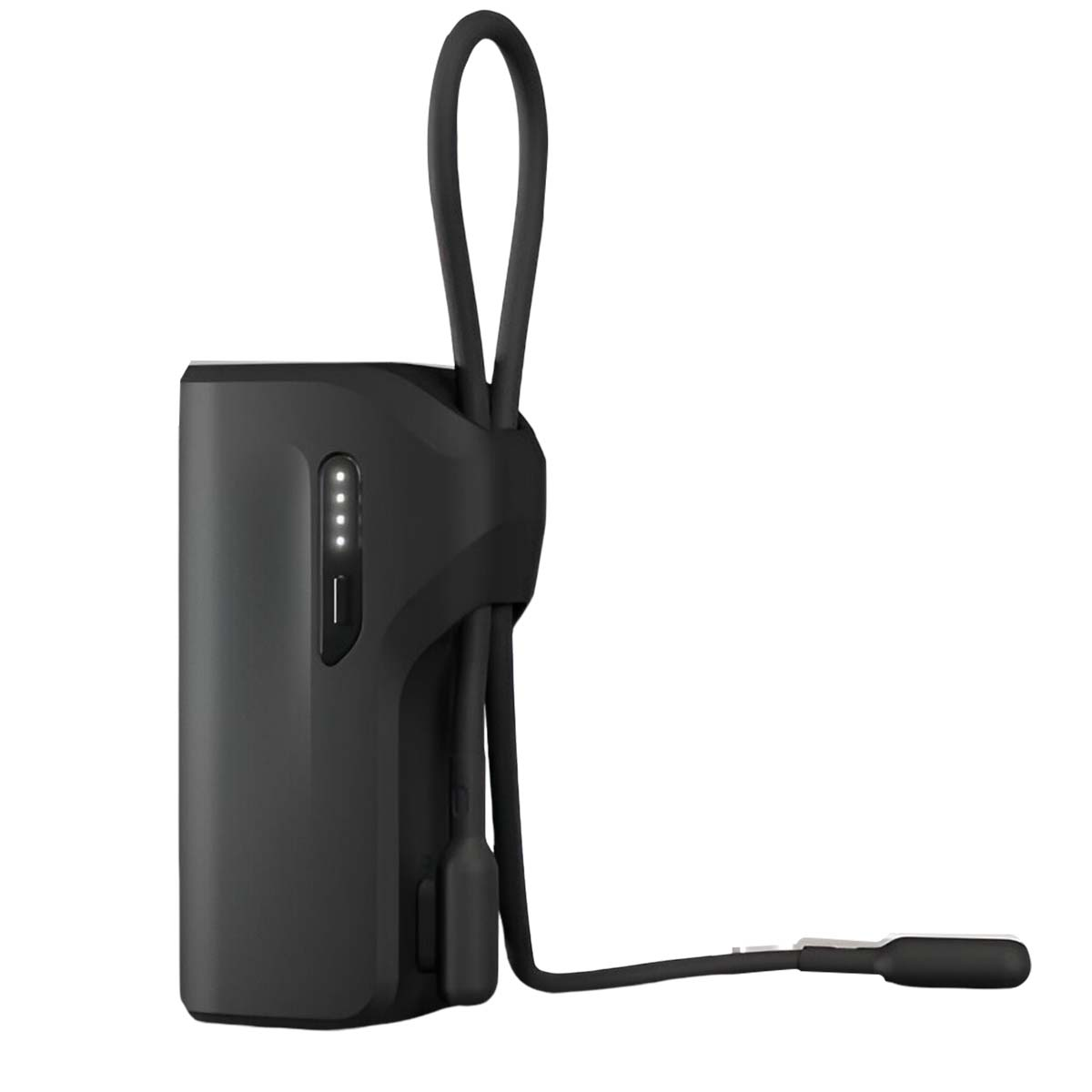 Une batterie externe noire avec une poignée en boucle, un câble de chargement et quatre voyants. Le fond est blanc.