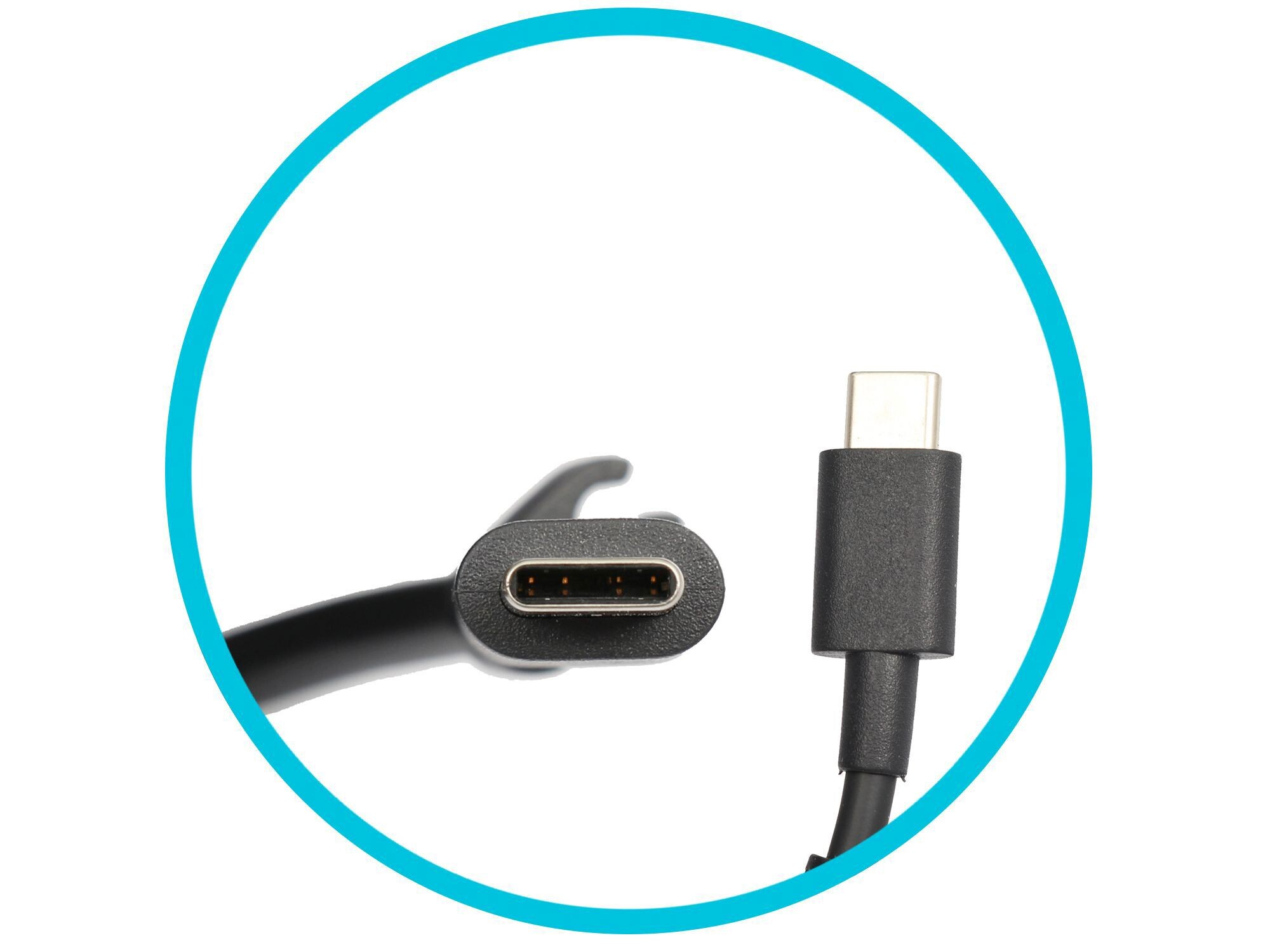 Nahaufnahme eines USB-C-Kabels. Das Kabel ist schwarz und hat zwei Stecker mit einem hellblauen Kreis auf weißem Hintergrund.
