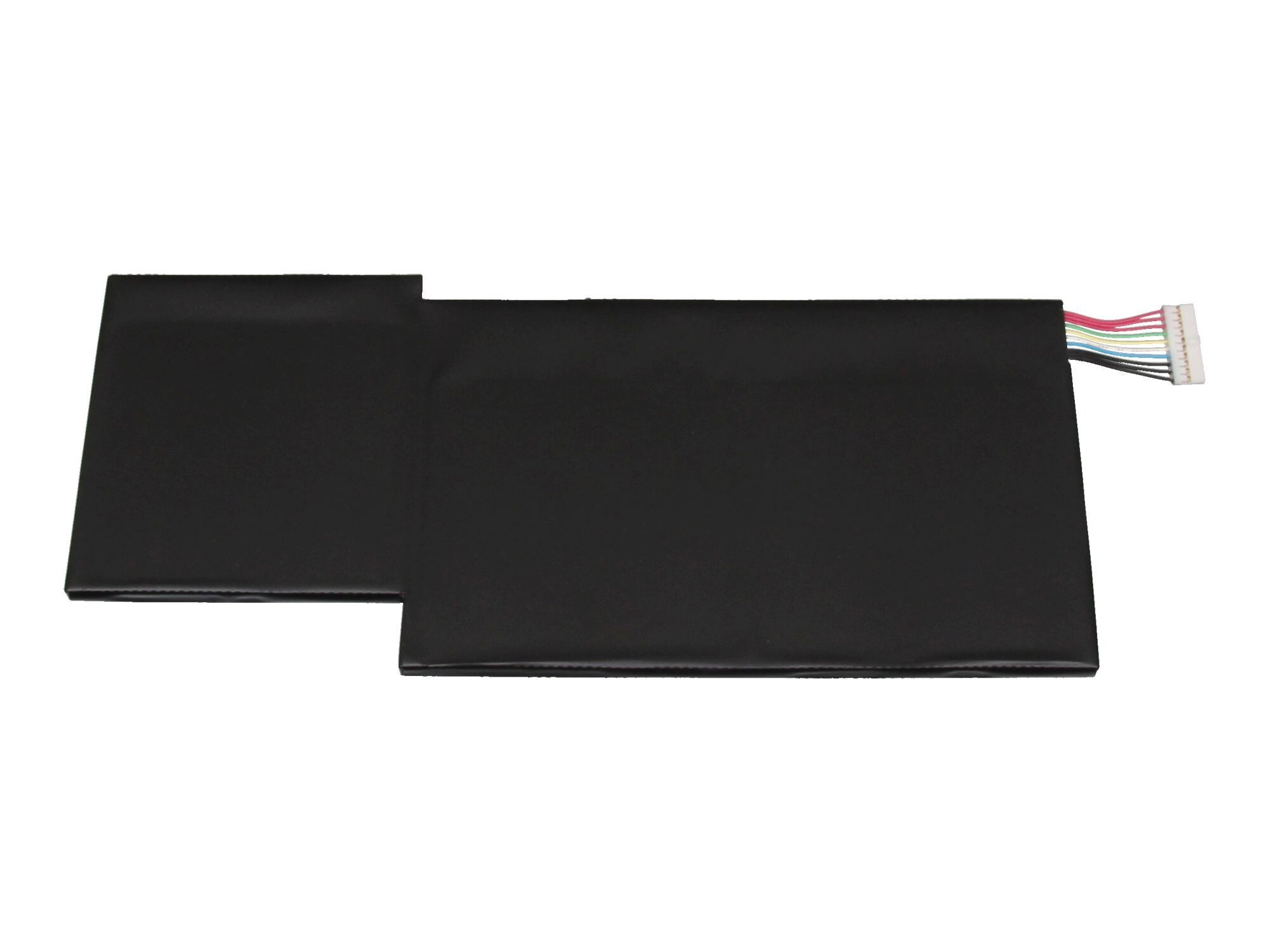 Ein schwarzer Laptop-Akku mit einer Reihe farbiger Drähte und einem weißen Stecker auf der rechten Seite. Isoliert auf weißem Hintergrund.