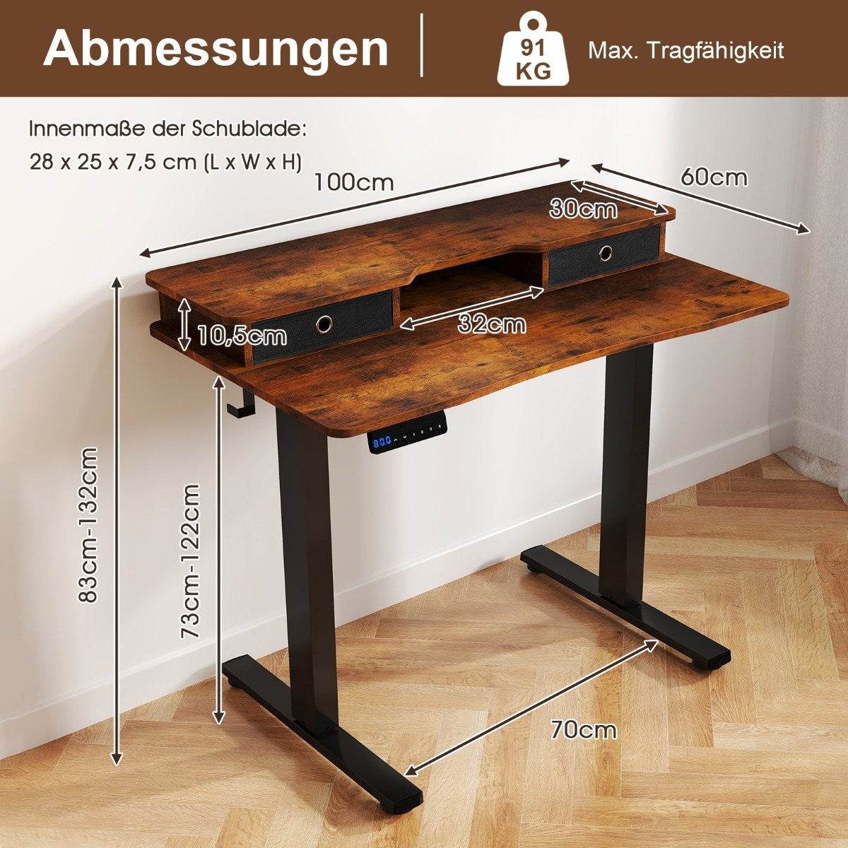 Escritorio regulable en altura con dimensiones etiquetadas. Tiene una tapa de madera con dos cajones y patas negras. Se indican las medidas.