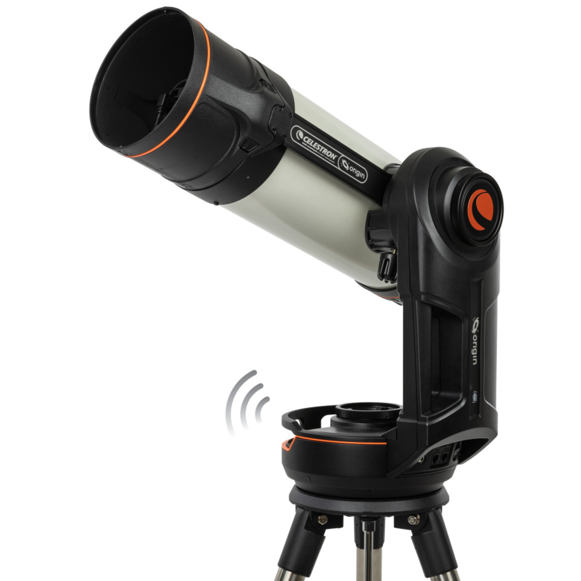Ein Teleskop, schwarz und silber, mit orangefarbenen Akzenten, ist auf einem Stativ montiert. Die Marke ist Celestron Origin.