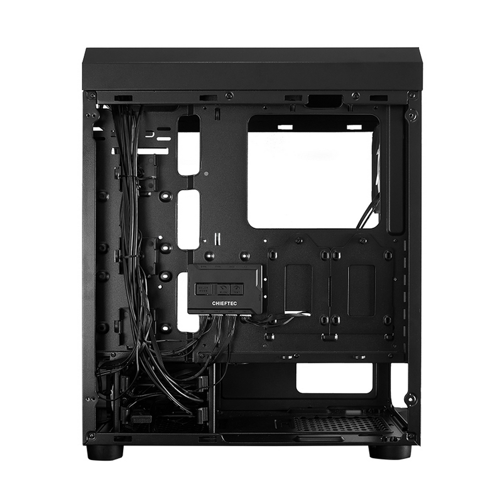 Vista interna di un case per computer nero. Ha varie aperture per i componenti, il cablaggio e un modulo di controllo 'CHIEFTEC'.
