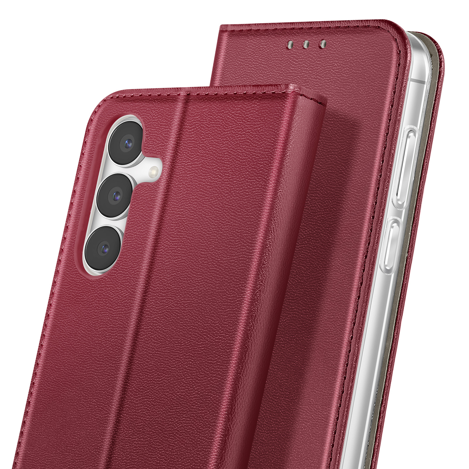 Un étui de téléphone bordeaux est ouvert, révélant un téléphone avec des caméras. L'étui a une finition texturée et des coutures.