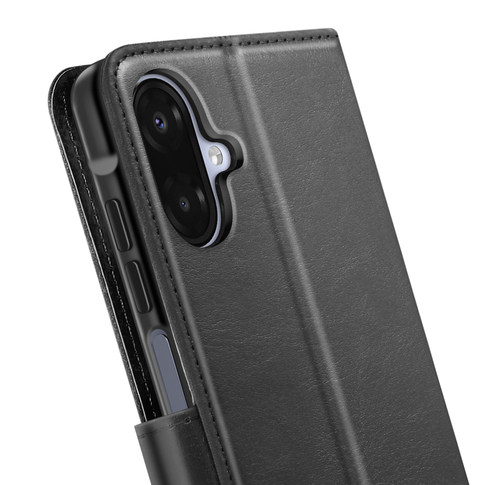 Gros plan sur un étui de téléphone noir avec caméra visible. L'étui a une texture cuir. Le fond est blanc.