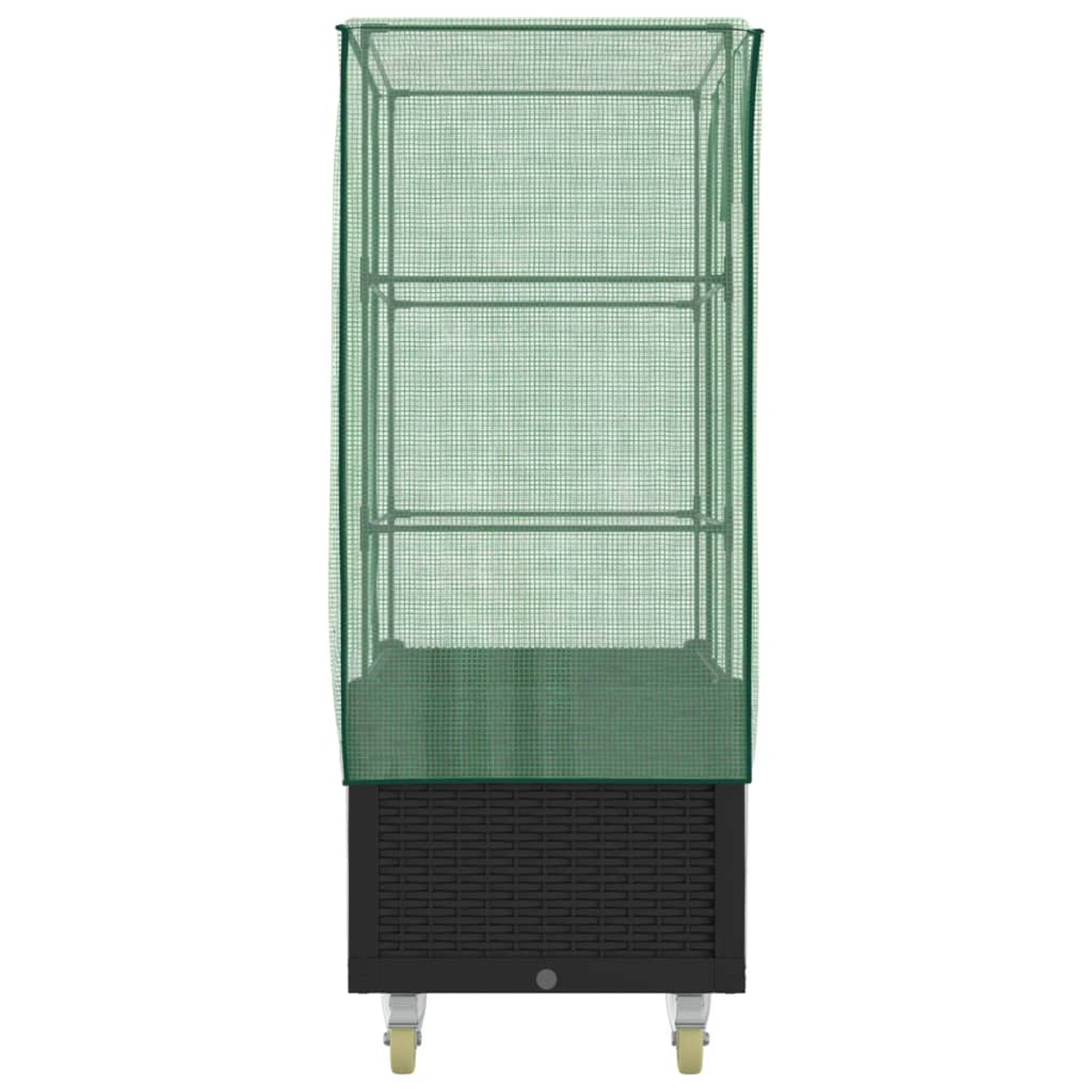 Una copertura a rete verde per piante su una base nera. La copertura ha ripiani e la base ha ruote.