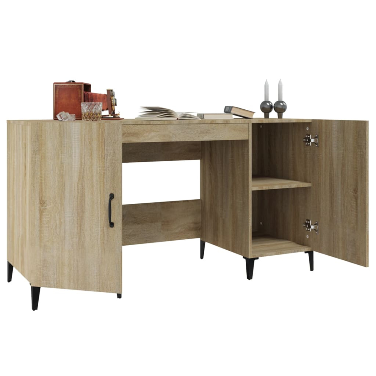 Holzschreibtisch mit Schränken und Schubladen. Bücher, Kerzen und ein Glas oben. Schwarze Beine und Griffe.