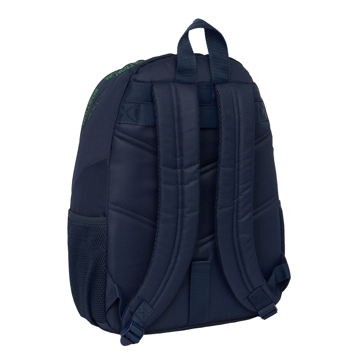 Ein marineblauer Rucksack mit grünem Text an der Seite. Er hat gepolsterte Gurte und einen Griff. An der Seite befindet sich eine Netztasche.