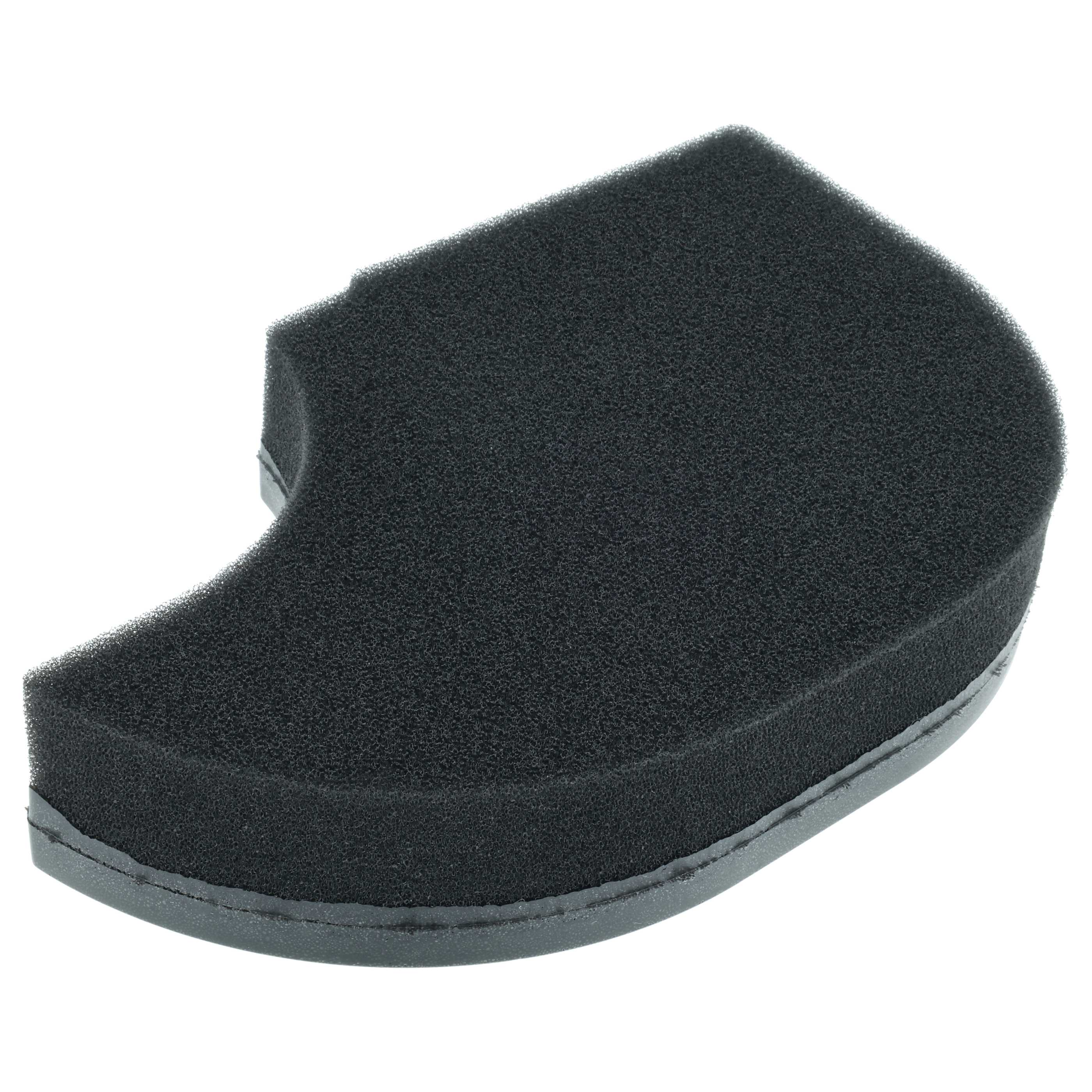 Ein schwarzer Schaumstoff-Luftfilter auf weißem Hintergrund. Es hat eine gebogene Form und einen grauen Rand.