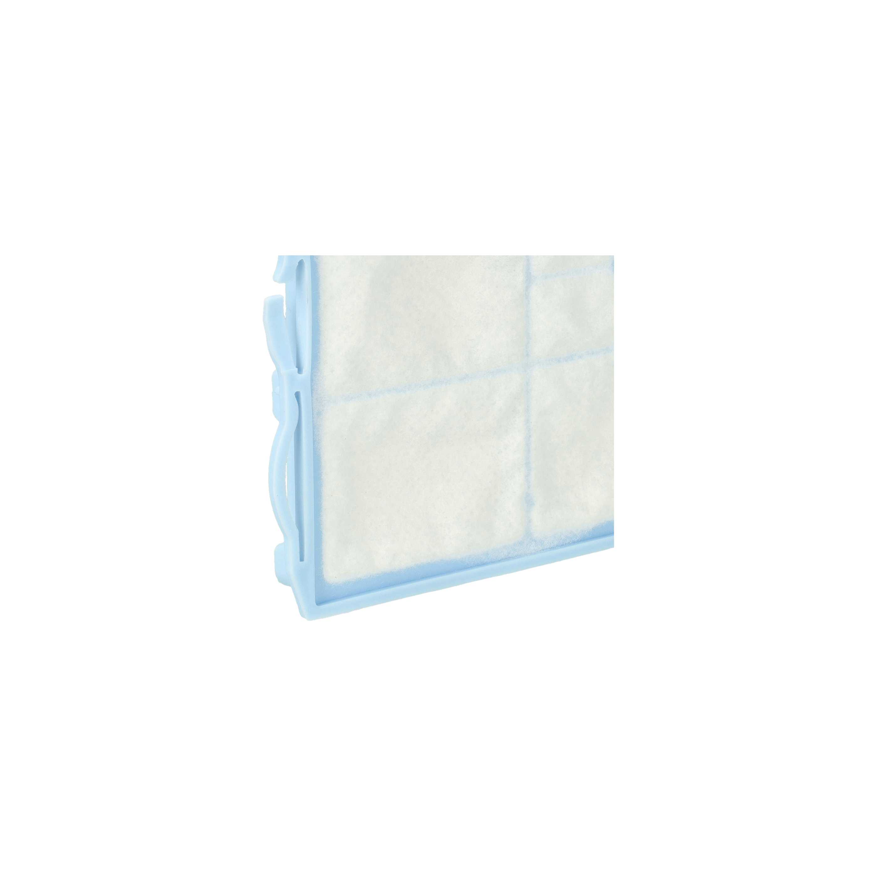 Nahaufnahme eines Luftfilters. Er hat einen blauen Rahmen und ein weißes, strukturiertes Filtermaterial.
