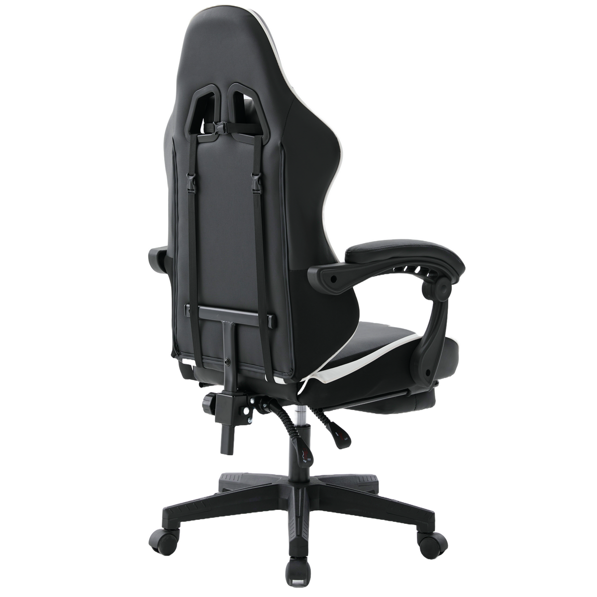 Ein schwarz-weißer Gaming-Stuhl. Er hat eine hohe Rückenlehne, Armlehnen und ein Fünf-Sterne-Gestell mit Rollen. Der Stuhl steht vor weißem Hintergrund.