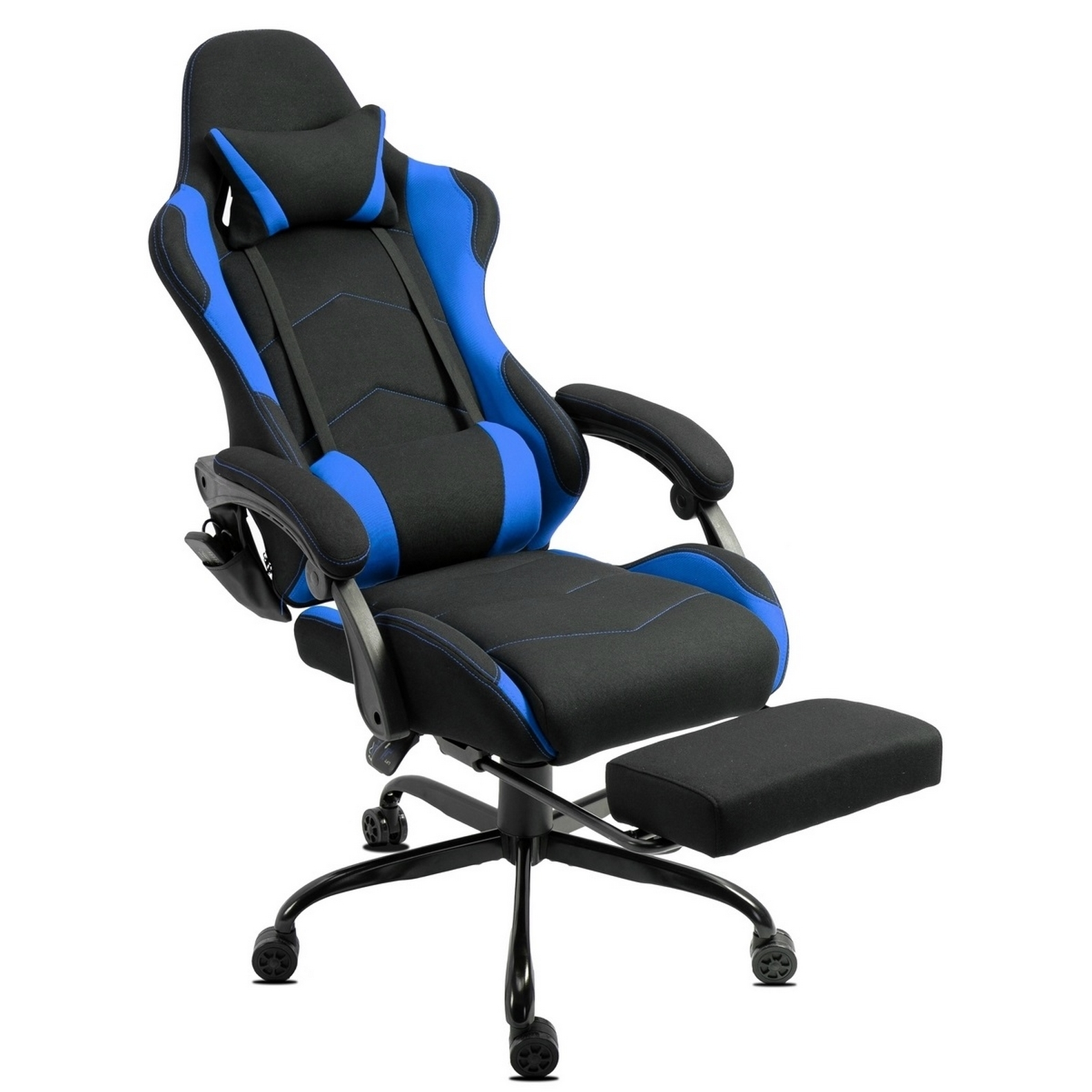 Ein schwarz-blauer Gaming-Stuhl mit Fußstütze auf weißem Hintergrund.