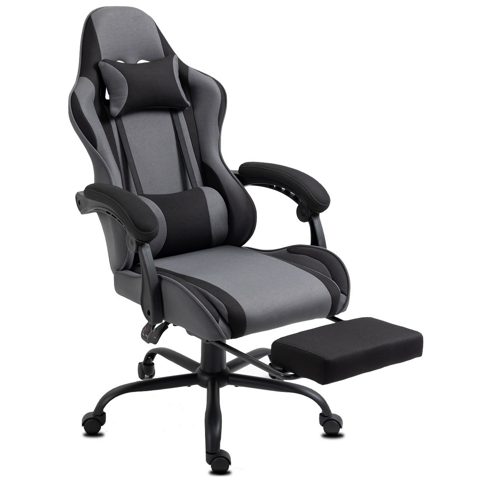 Ein grau-schwarzer Gaming-Stuhl mit Kopfstütze, Armlehnen, Lendenwirbelstütze, Fußstütze und einem Fünf-Rollen-Gestell.