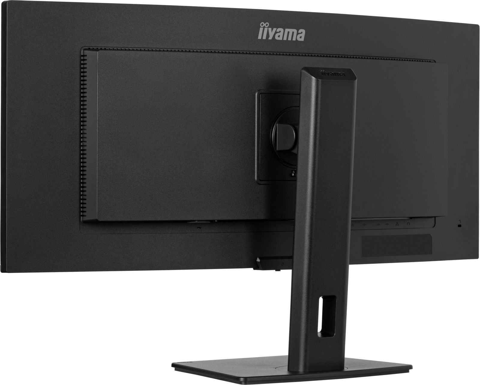 Achteraanzicht van een zwarte computermonitor met een standaard. De merknaam 'iiyama' is zichtbaar. De monitor staat op een bureau.