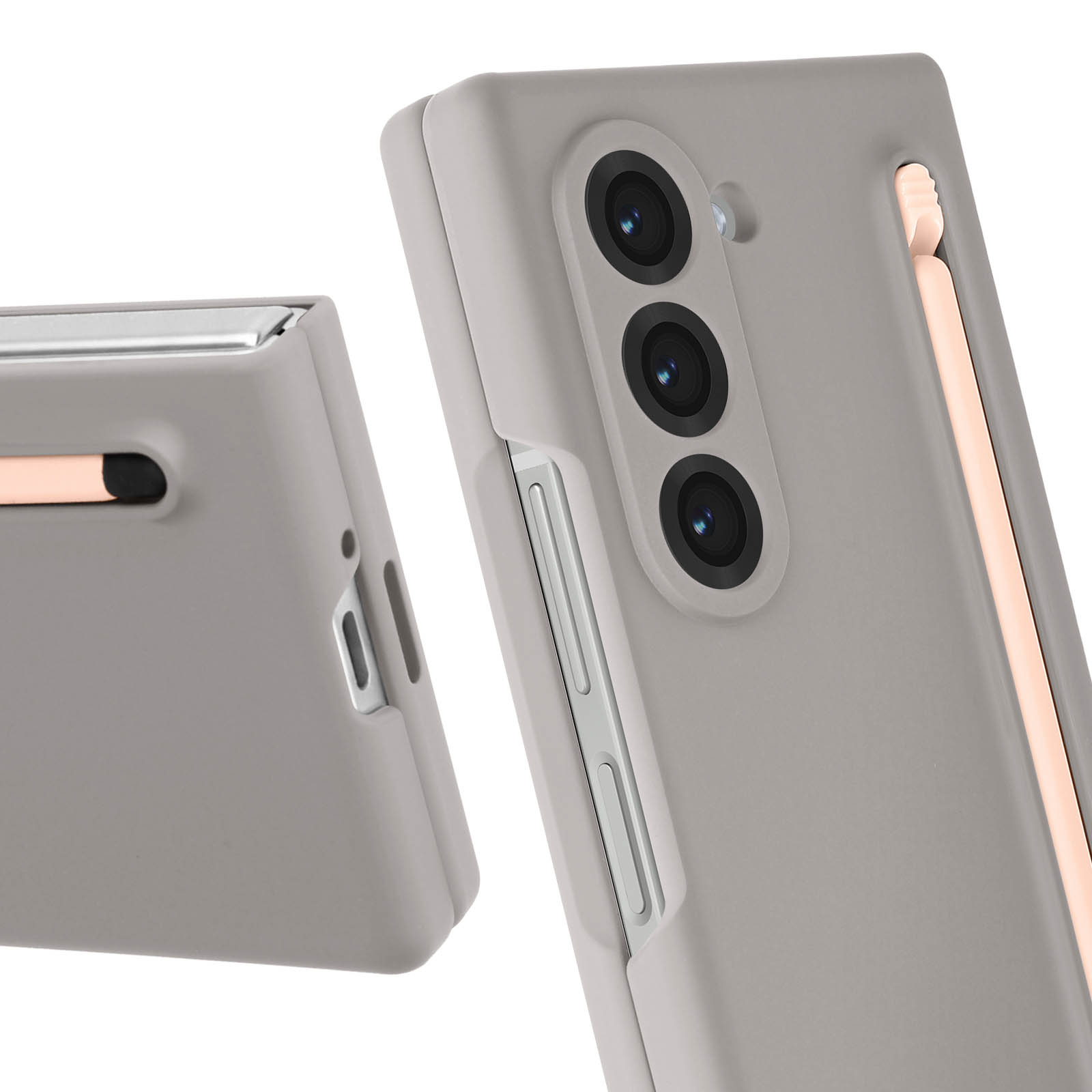 Primo piano di una custodia grigia per telefono con stilo. La custodia ha tre obiettivi e un telaio metallico.