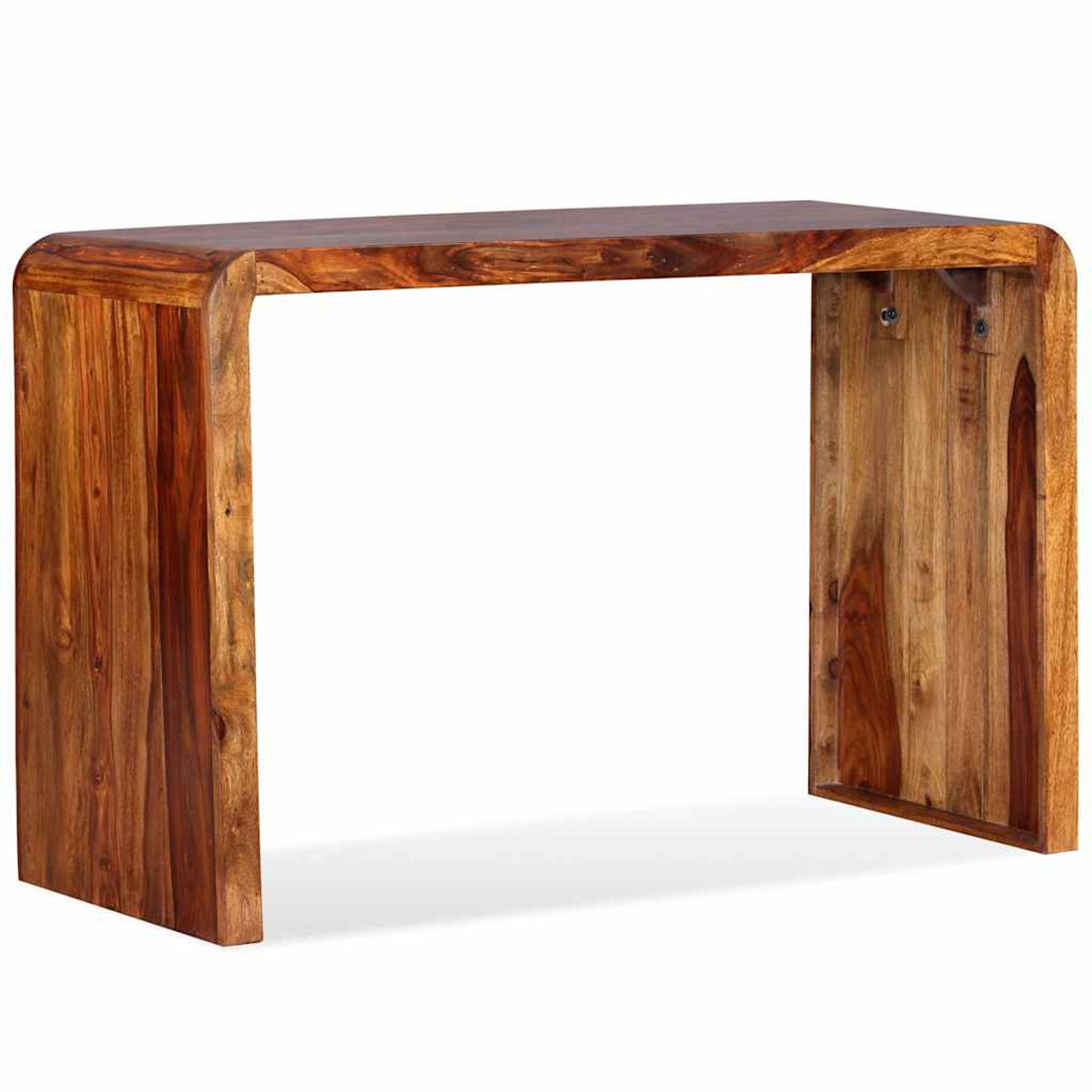Ein Holztisch mit gebogener Oberseite. Der Tisch ist braun mit sichtbarer Holzmaserung und steht vor einem weißen Hintergrund.
