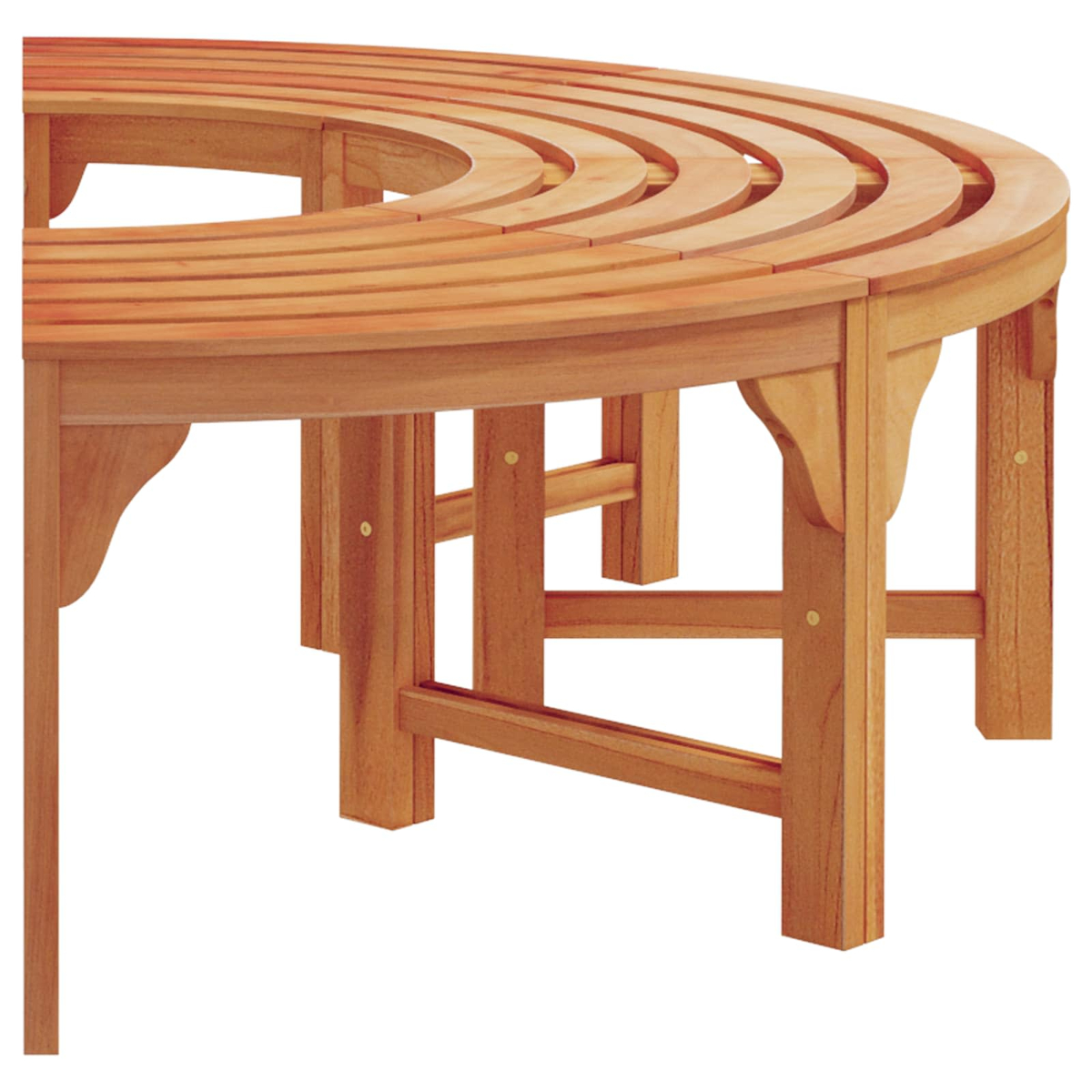 Eine halbkreisförmige Holzbank. Sie hat eine Lattenrost-Sitzfläche und stabile Beine, alles in einem warmen, natürlichen Holzton.