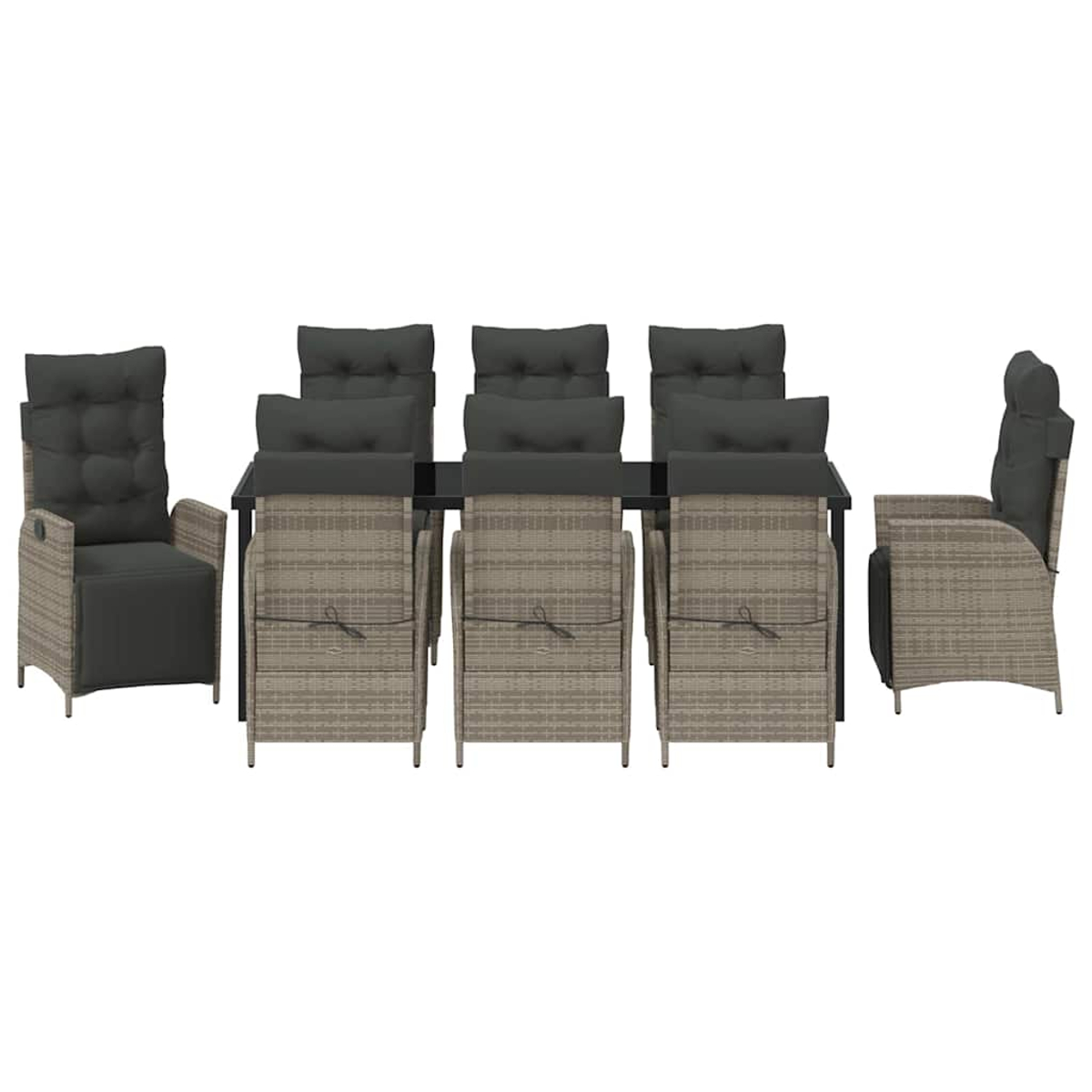 Essgruppe für draußen. Enthält einen Tisch und Stühle mit Kissen. Stühle sind aus Korbgeflecht. Tisch hat ein schwarzes Gestell und eine Glasplatte.