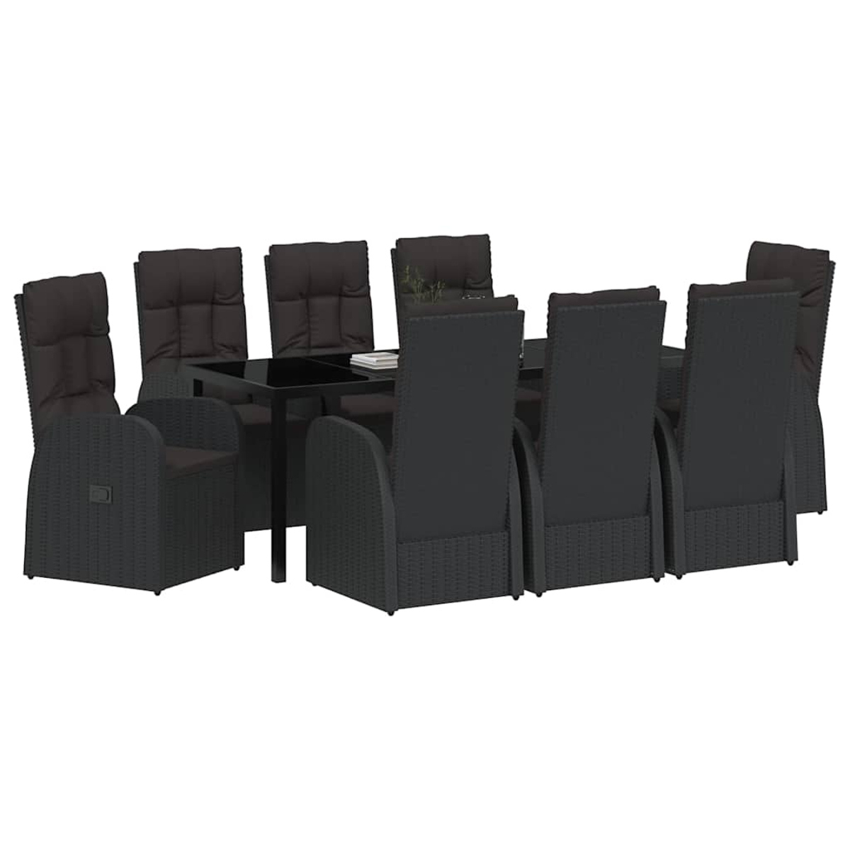 Ein dunkles Esszimmer-Set für den Außenbereich. Es umfasst einen schwarzen Tisch mit Glasplatte und mehrere dunkle Stühle mit Kissen. Die Stühle sind um den Tisch angeordnet.