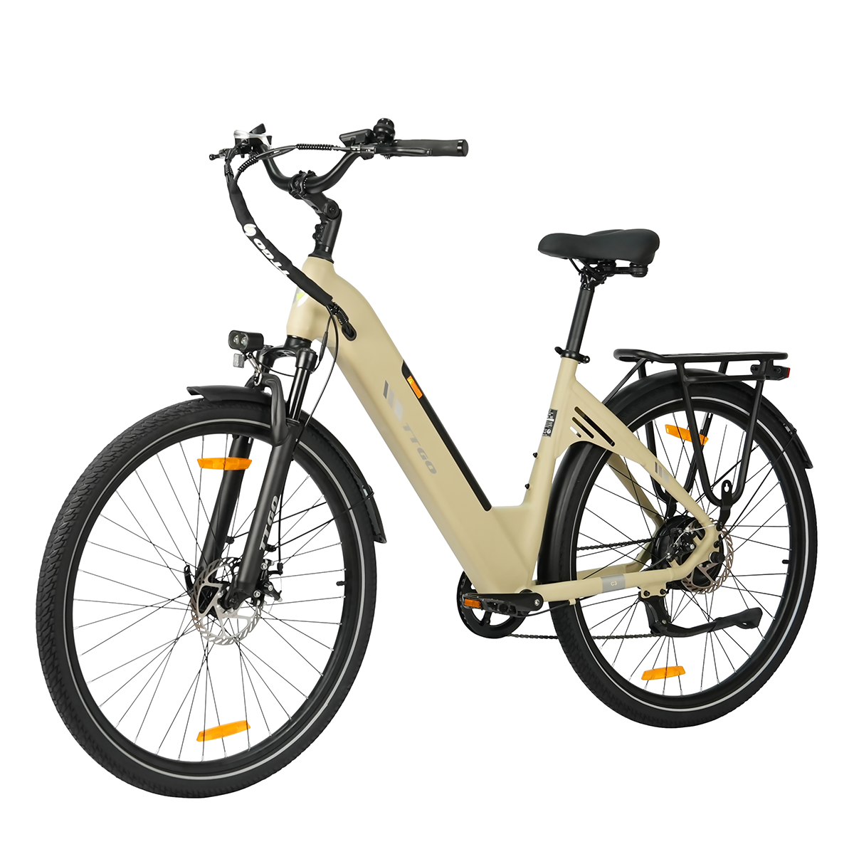 Rower elektryczny na białym tle. Jest beżowy z czarnymi akcentami. Posiada światła, bagażnik i hamulce tarczowe.