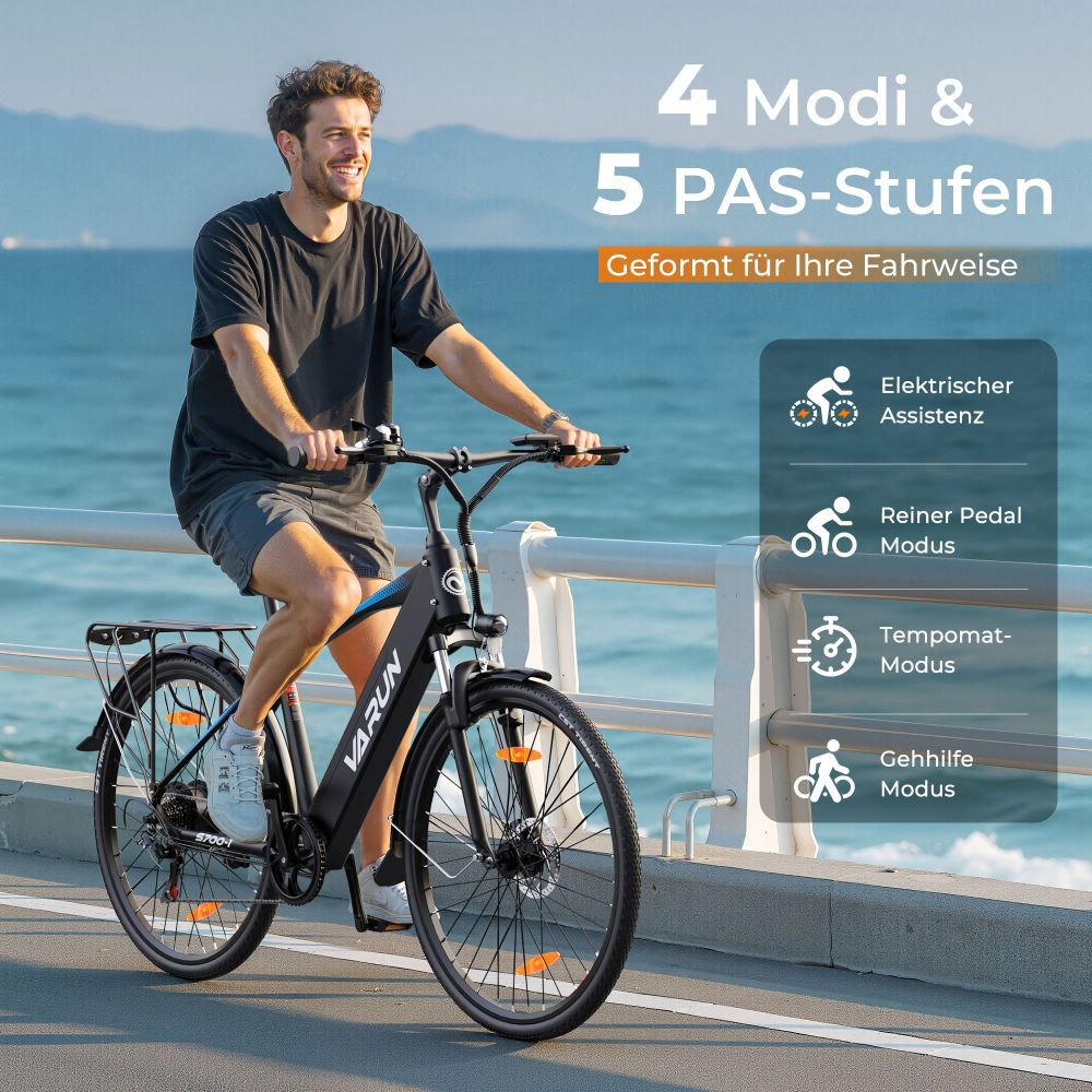 Un hombre monta una bicicleta eléctrica VARUN negra. El texto indica 4 modos y 5 niveles de asistencia.