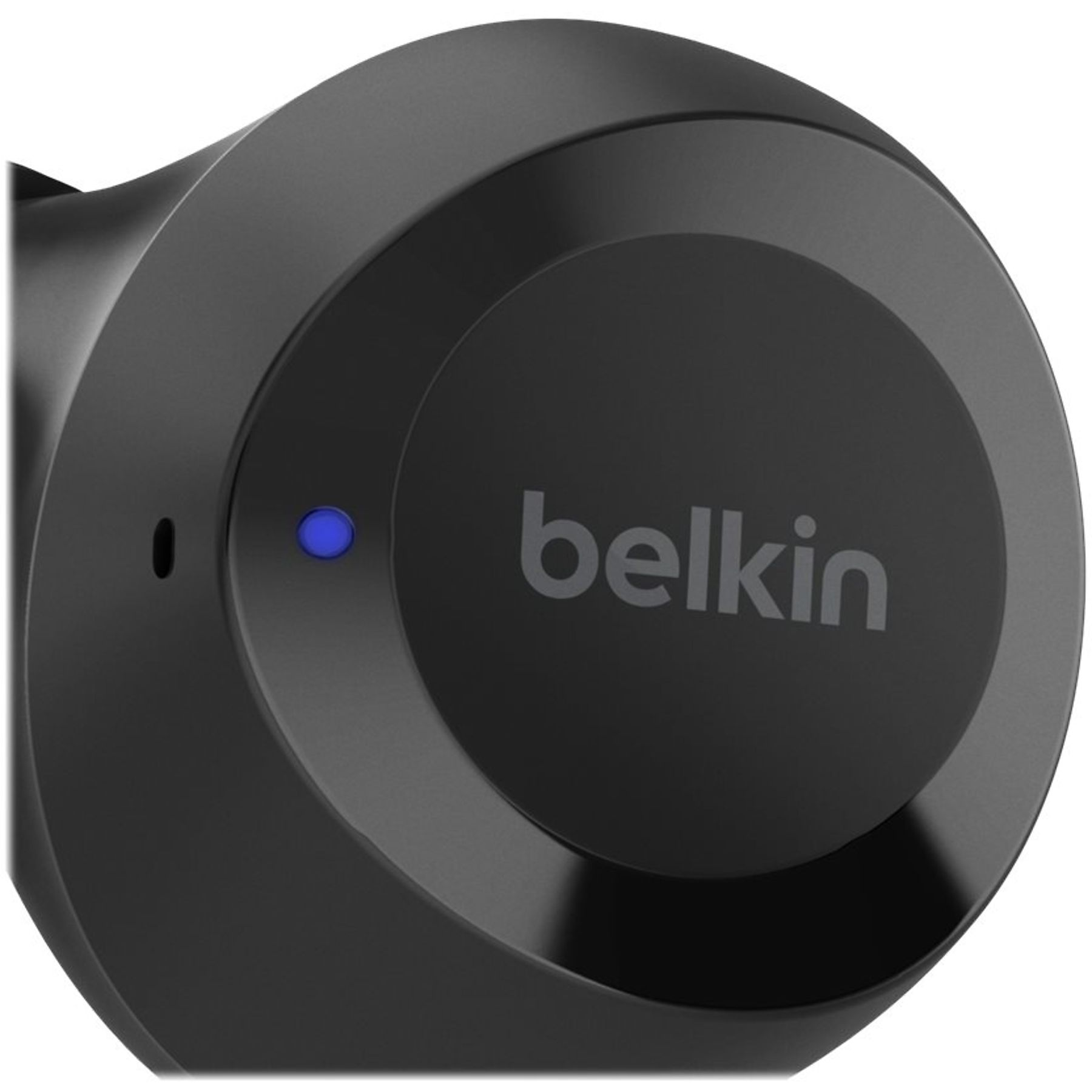 Czarne urządzenie Belkin z niebieskim światłem i logo Belkin.