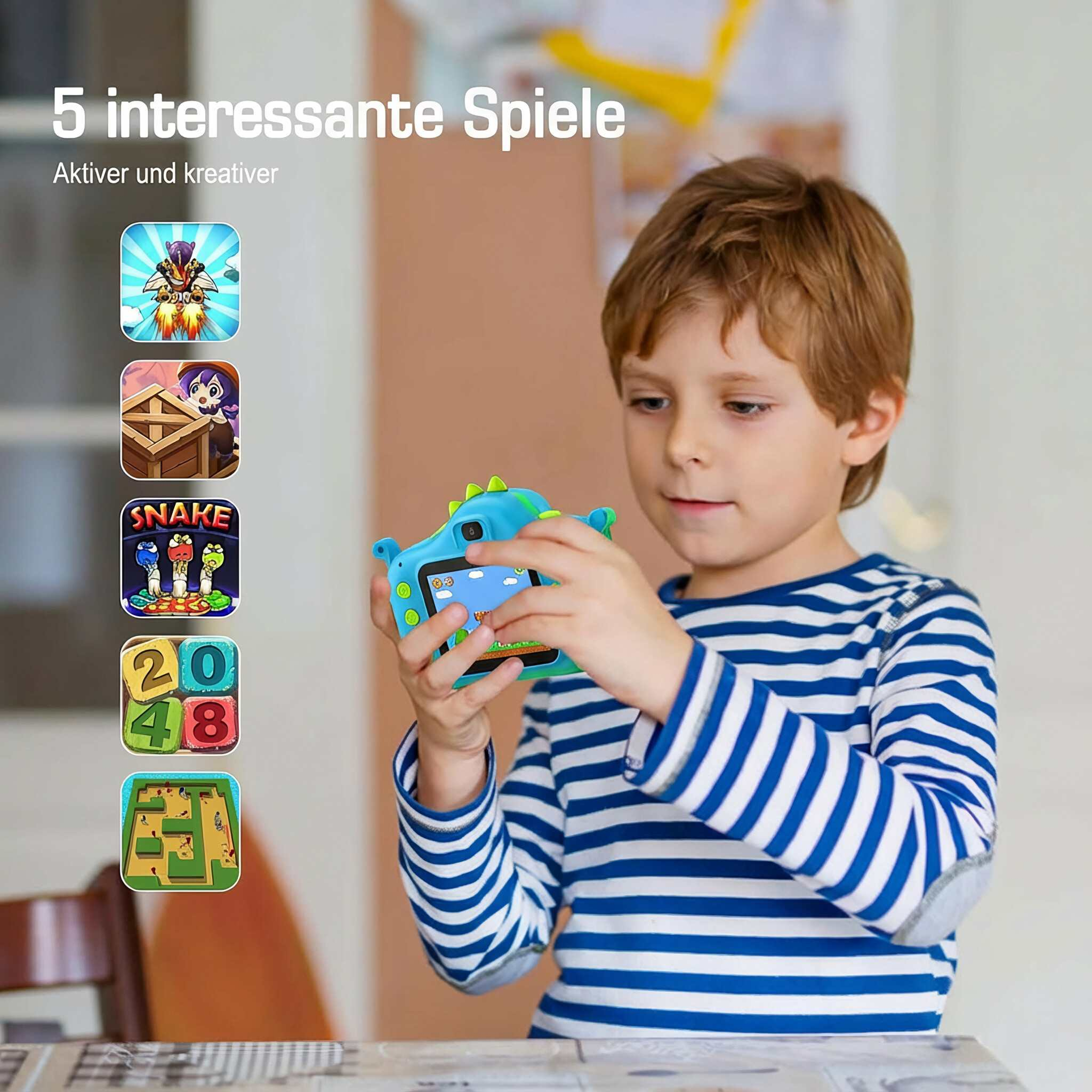 Ein Junge in einem gestreiften Hemd hält eine blaue Spielzeugkamera. Spiele werden links im Bild angezeigt.