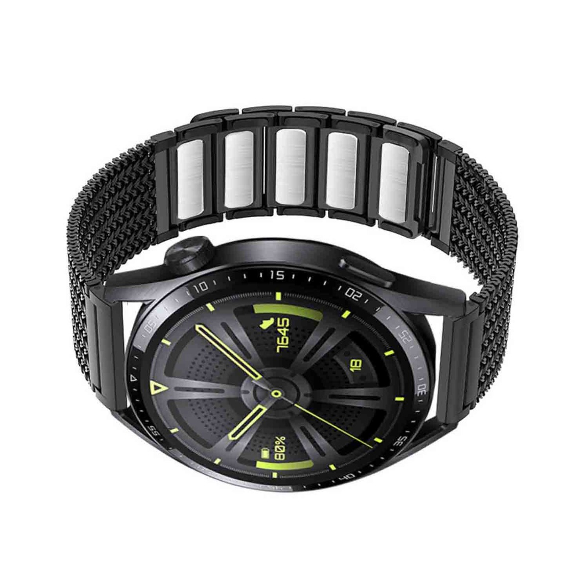 Uno smartwatch nero con cinturino in mesh. Il quadrante mostra l'ora e la batteria. Il cinturino ha dettagli argentati.