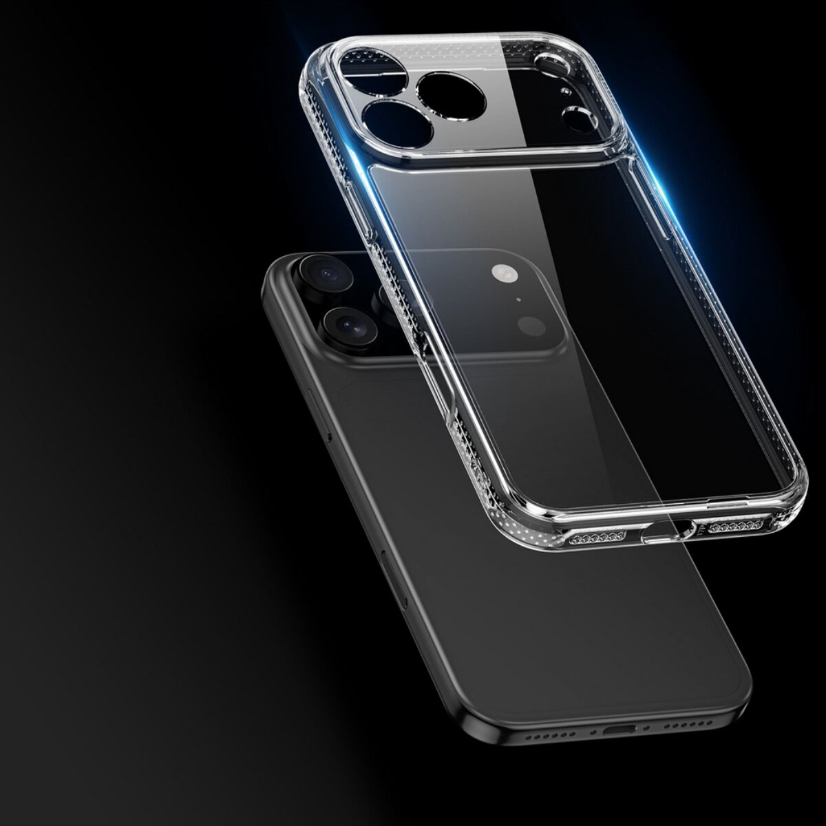 Eine transparente Handyhülle schwebt über einem schwarzen Telefon. Die Hülle hat Öffnungen für Kameras. Dunkler Hintergrund.
