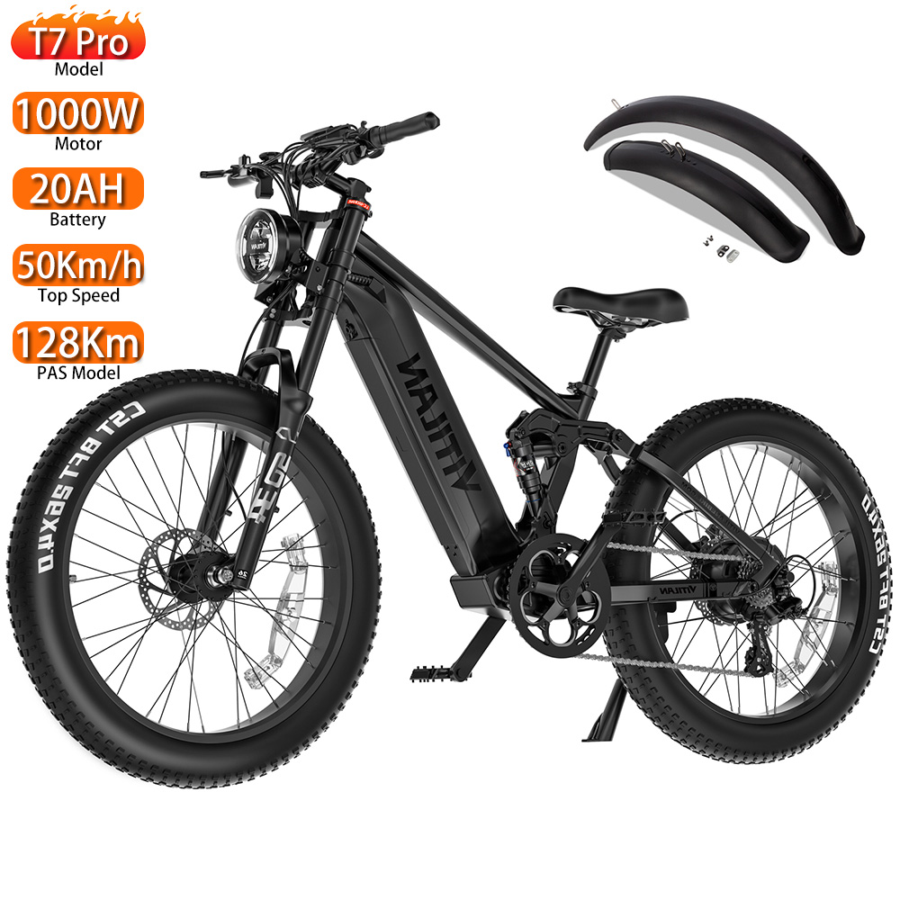 Una bicicleta eléctrica negra con neumáticos anchos. La superposición de texto muestra detalles del modelo, incluyendo velocidad, batería y especificaciones del motor.