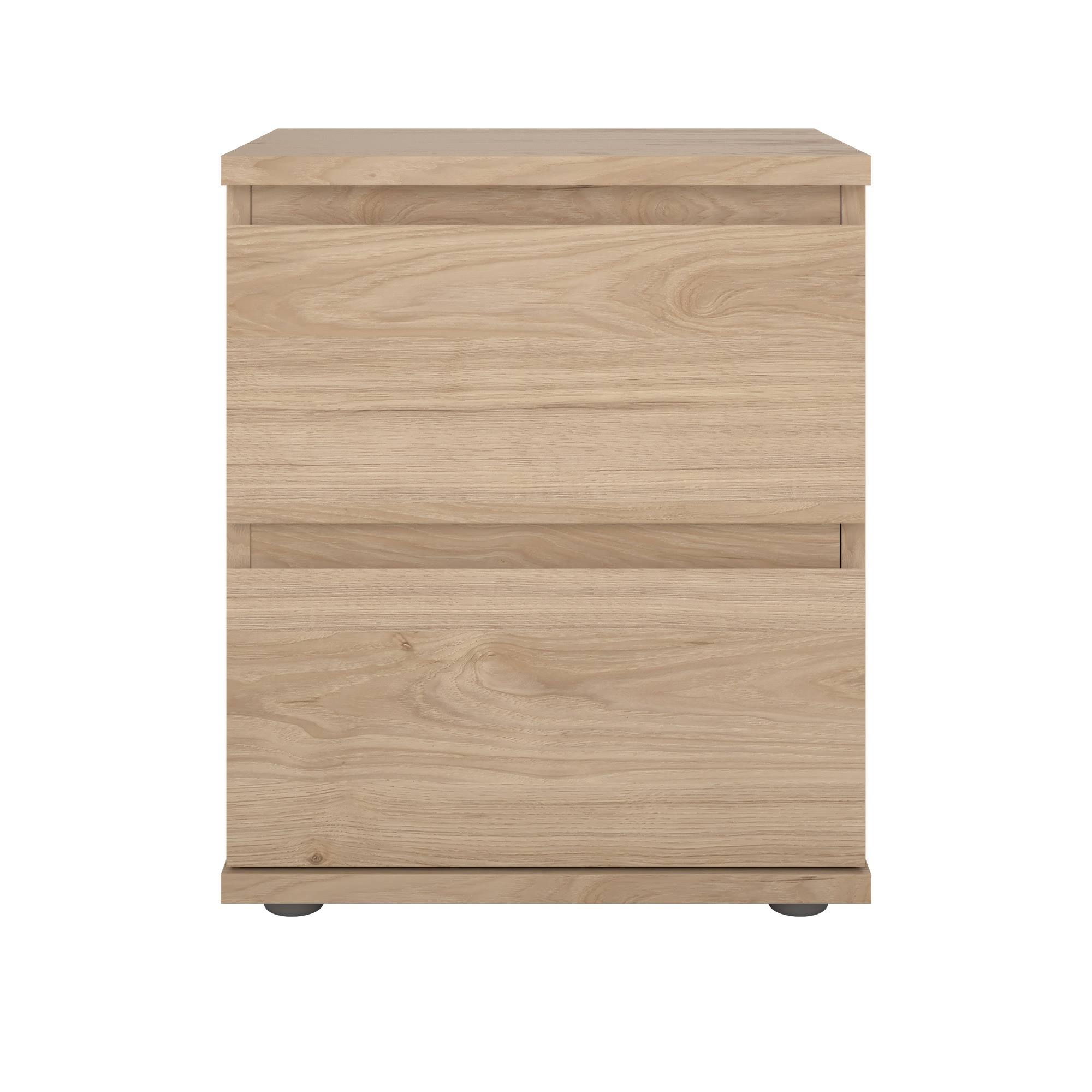 Un armario de madera clara con dos cajones y una tapa. Se apoya en pequeños pies grises.