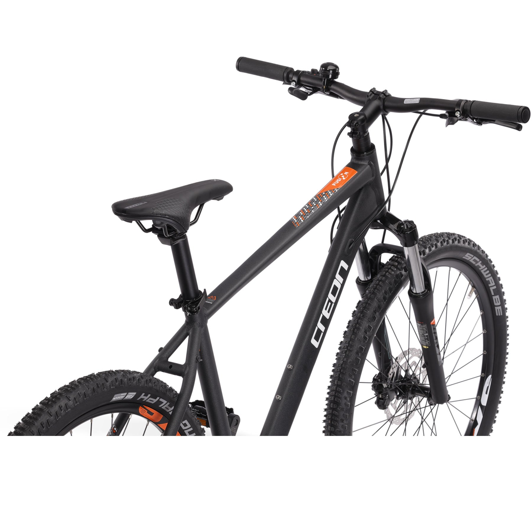 Ein schwarzes CREON-Mountainbike. Lenker, Sattel, Rahmen und Räder sind sichtbar. Die Reifen sind SCHWALBE.