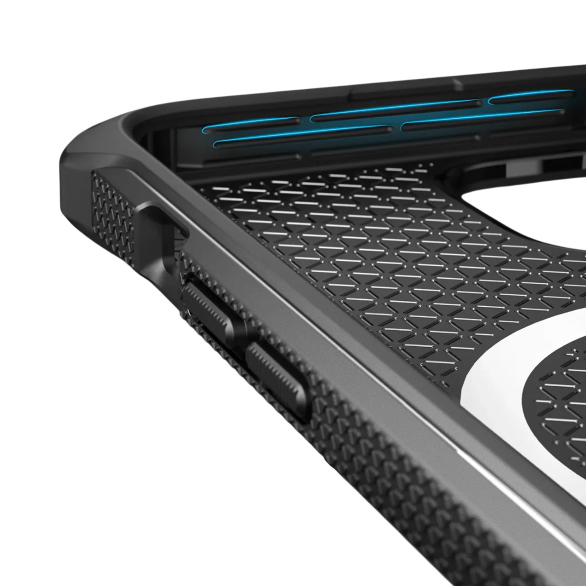 Primo piano di una custodia per telefono. La custodia è nera con motivi geometrici. I pulsanti sono visibili e la custodia ha accenti blu.